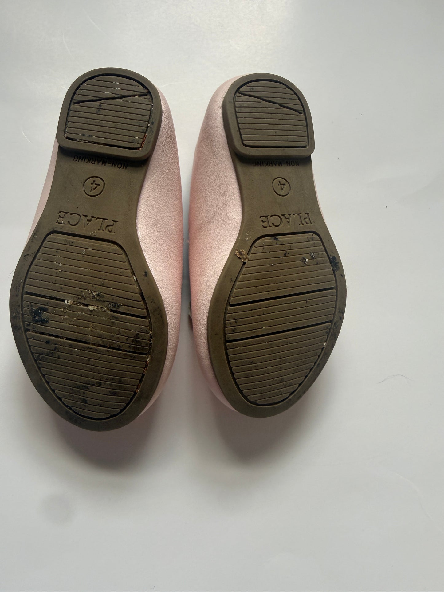 REDUCED #116 Children’s place pink bunny shoes girls size c4