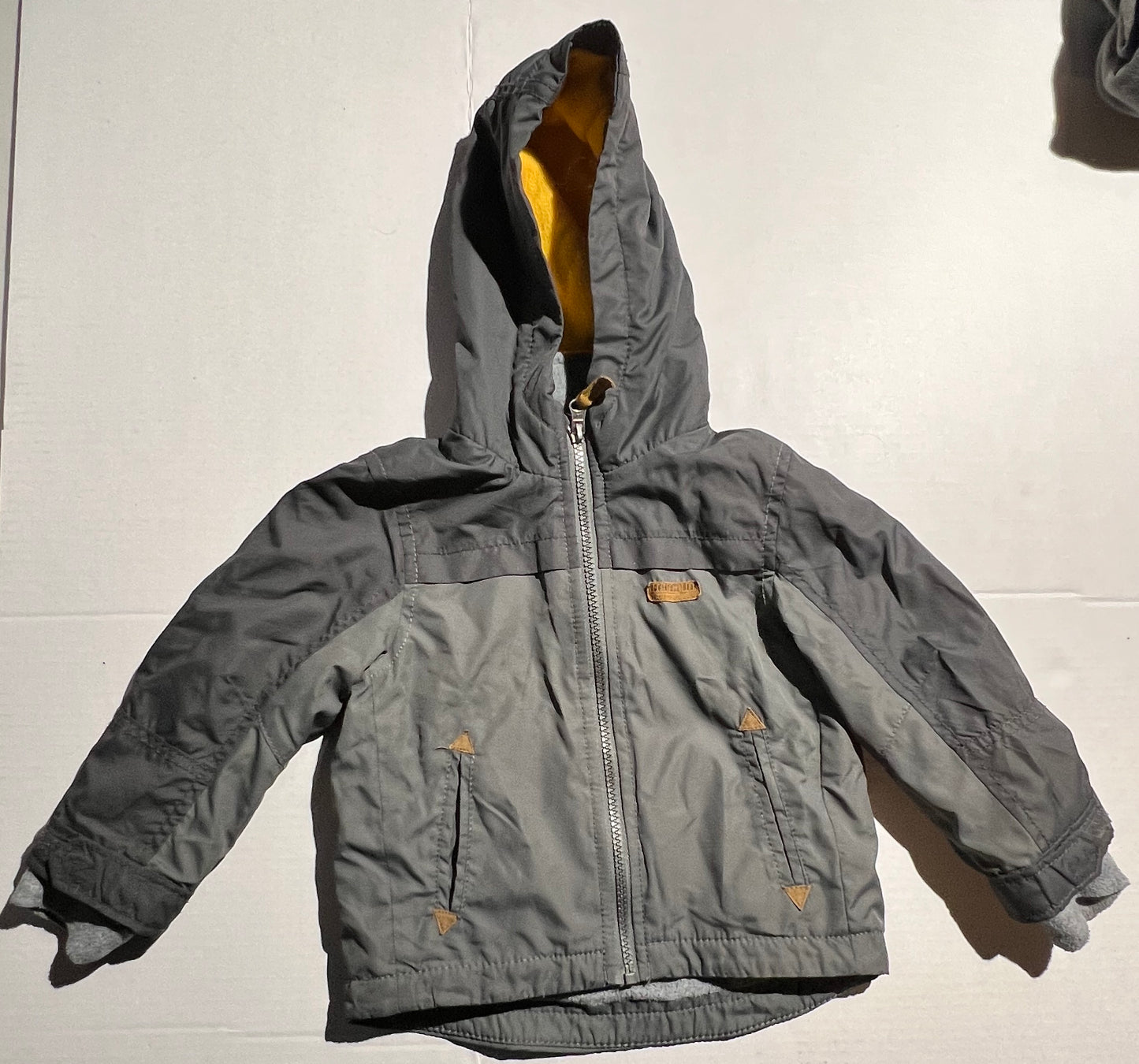 #98 Boys Carters 2T Windbreaker