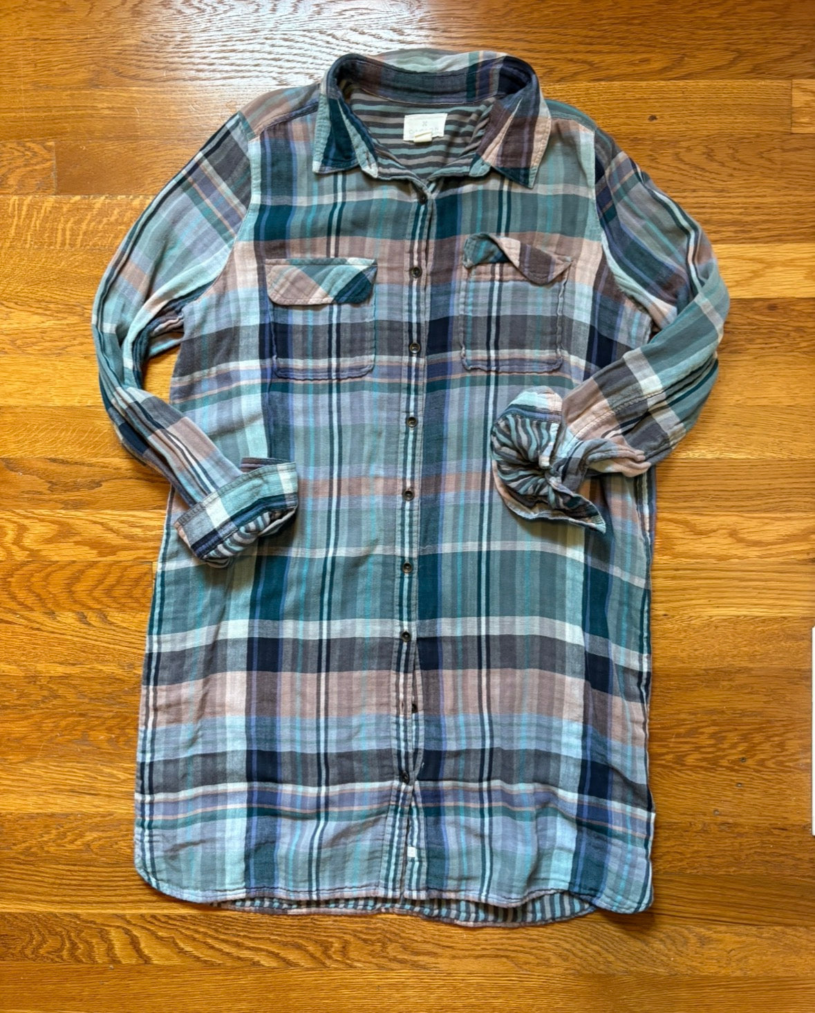 #22 Women’s Caslon Large dress flannel plaid