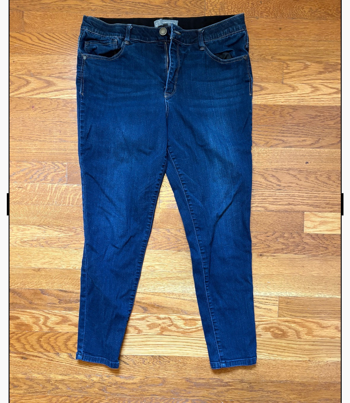 #22 Women’s jeans Wit and Wisdom stretch size 14