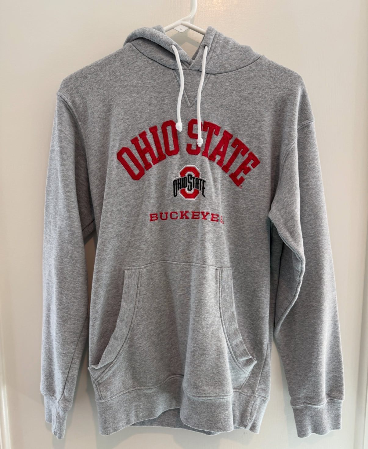 #146 - REDUCED Adult Small Ohio State Buckeye Hoodie Sweatshirt