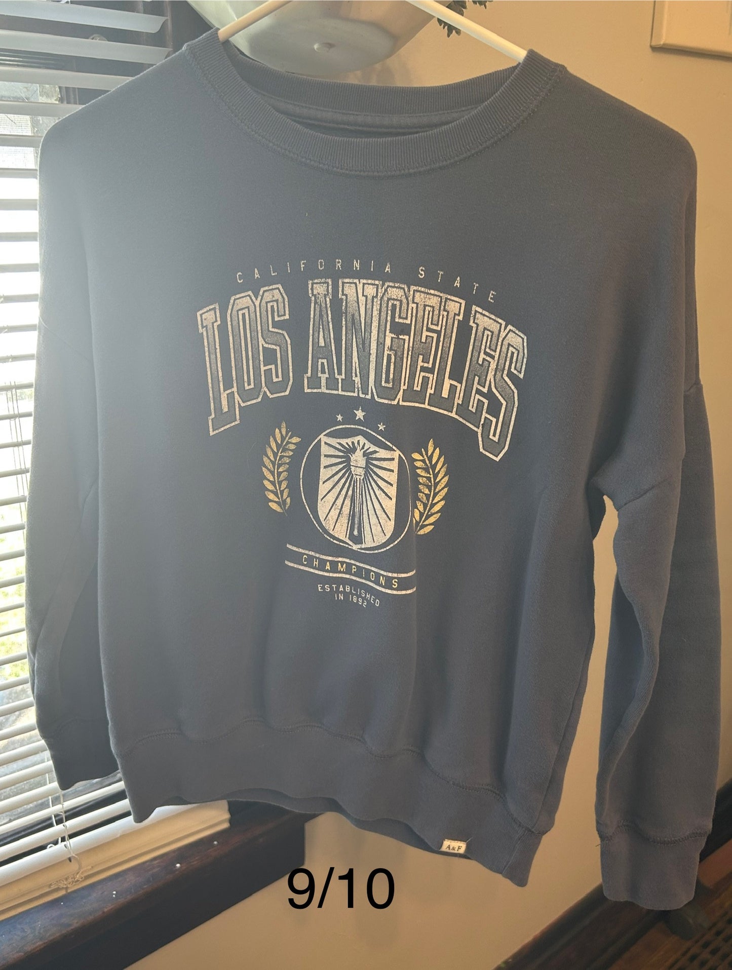 seller #62 Abercrombie kids 9/10 outfit