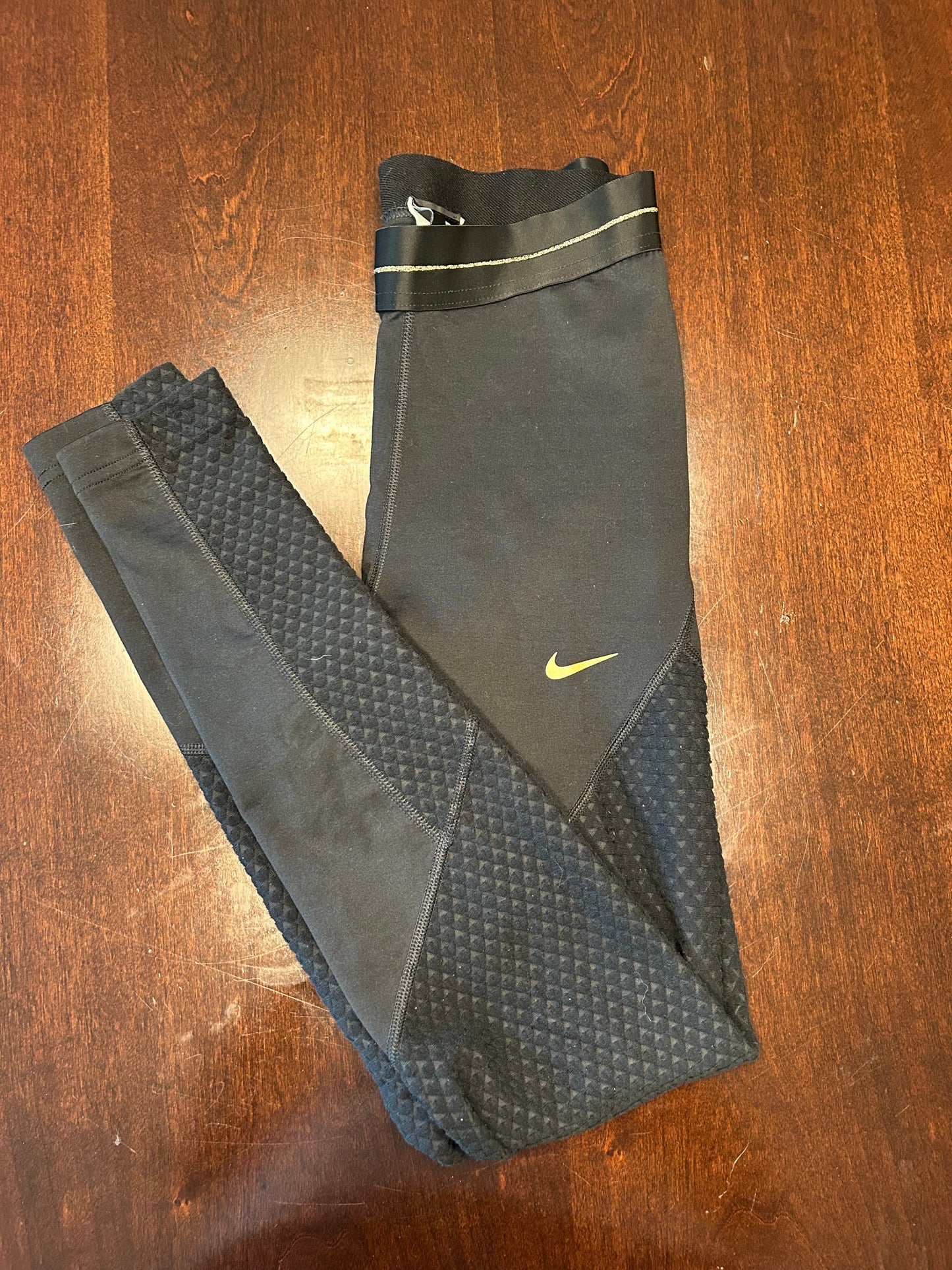 Reduced - Seller #18 Nike black leggings women’s small