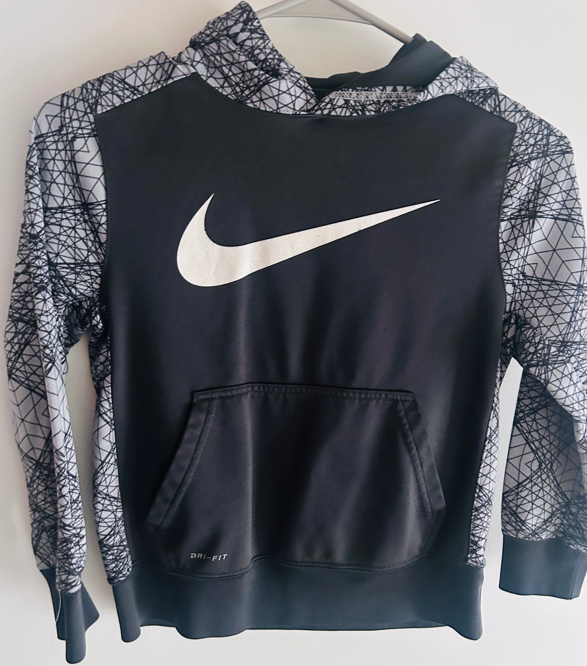 #15 Nike YS Dri-Fit Hoodie