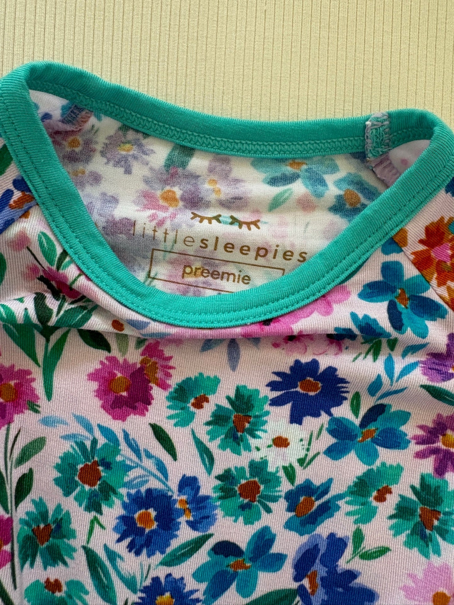 Seller #105 - Preemie Girls Little Sleepies Sweet Pea Floral Crescent Zippy EUC