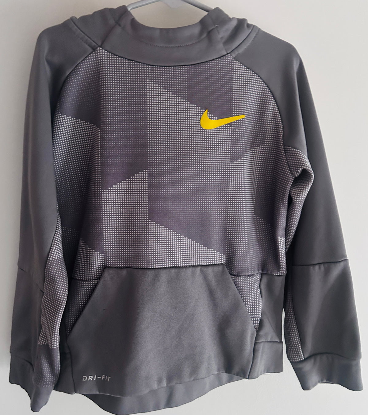 #15 Nike 7Y Dri-Fit Hoodie