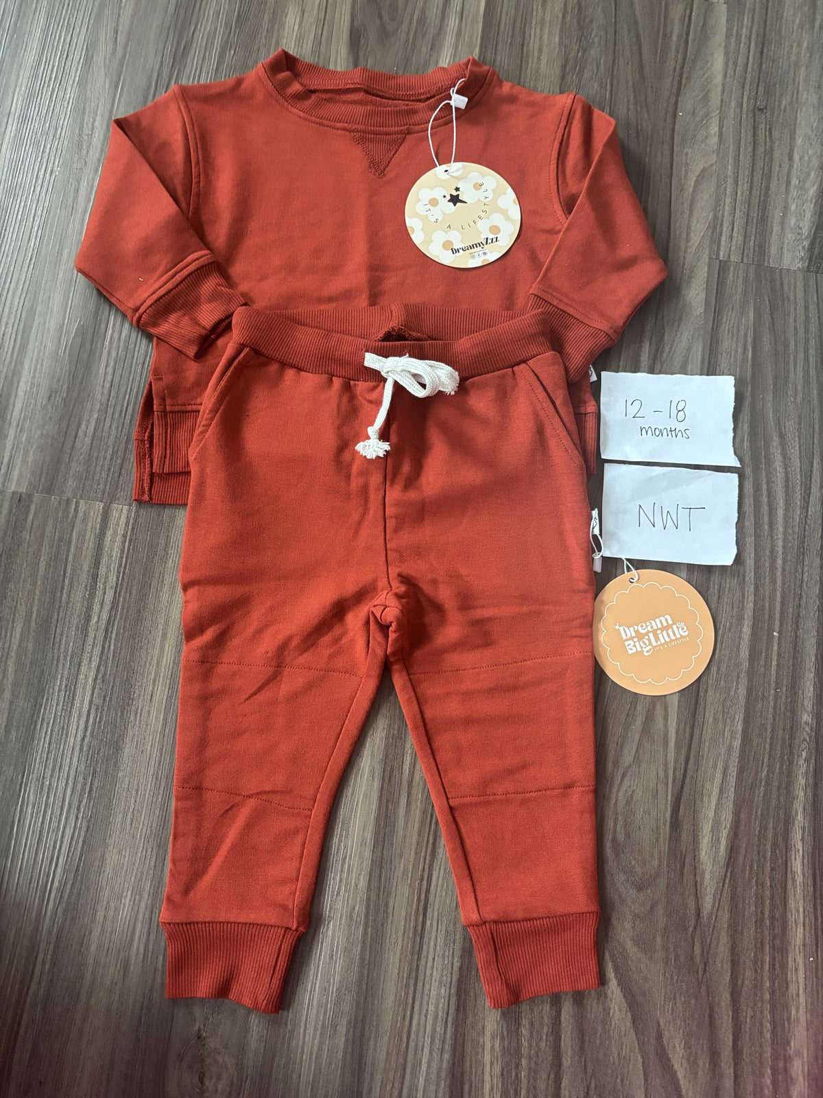 #138 - 12-18 Mo NWT Bamboo (DBLC) Brick Jogger Outfit
