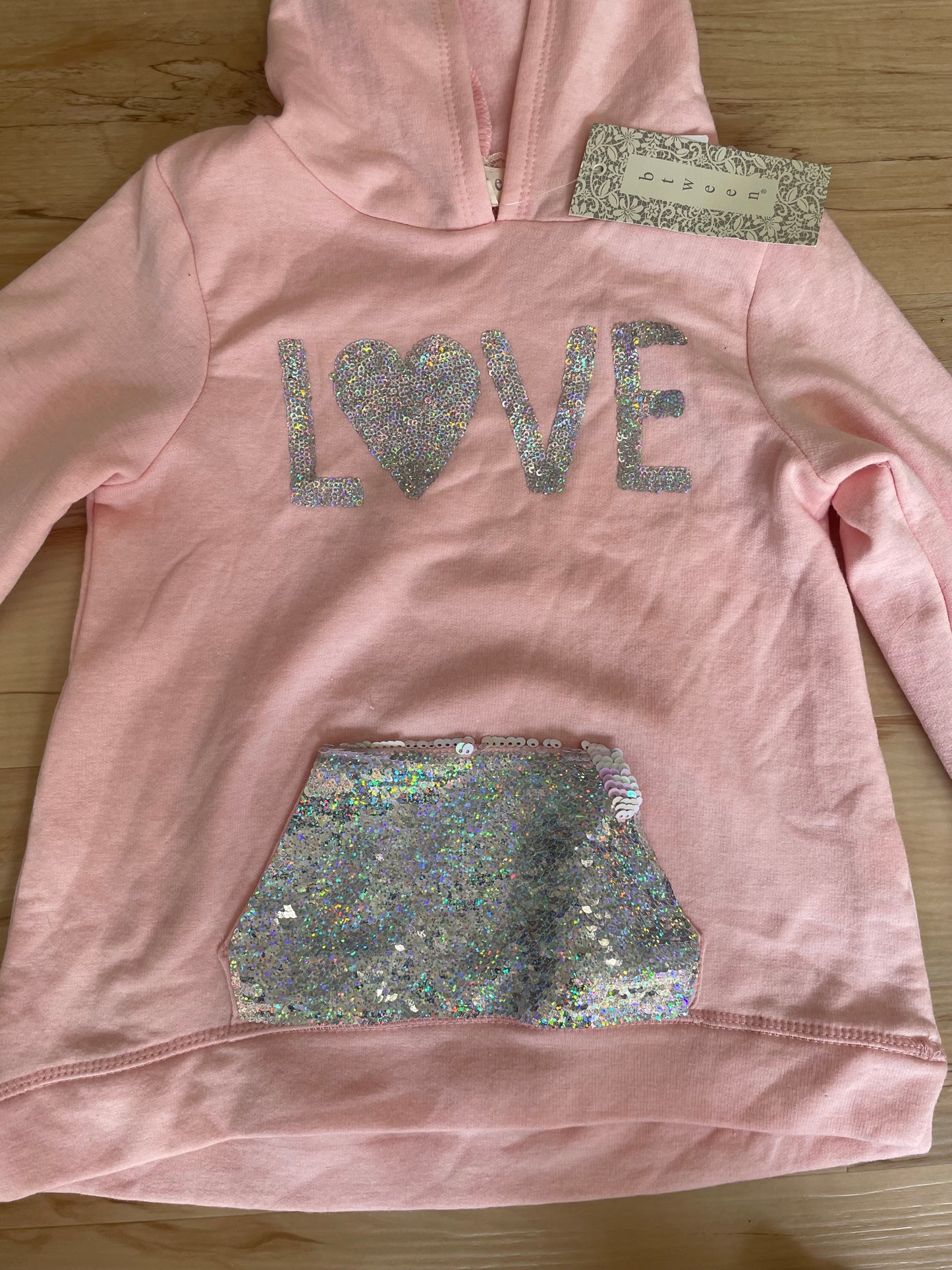 Seller 202 - NEW sequin sweatshirt - size xs 4/5