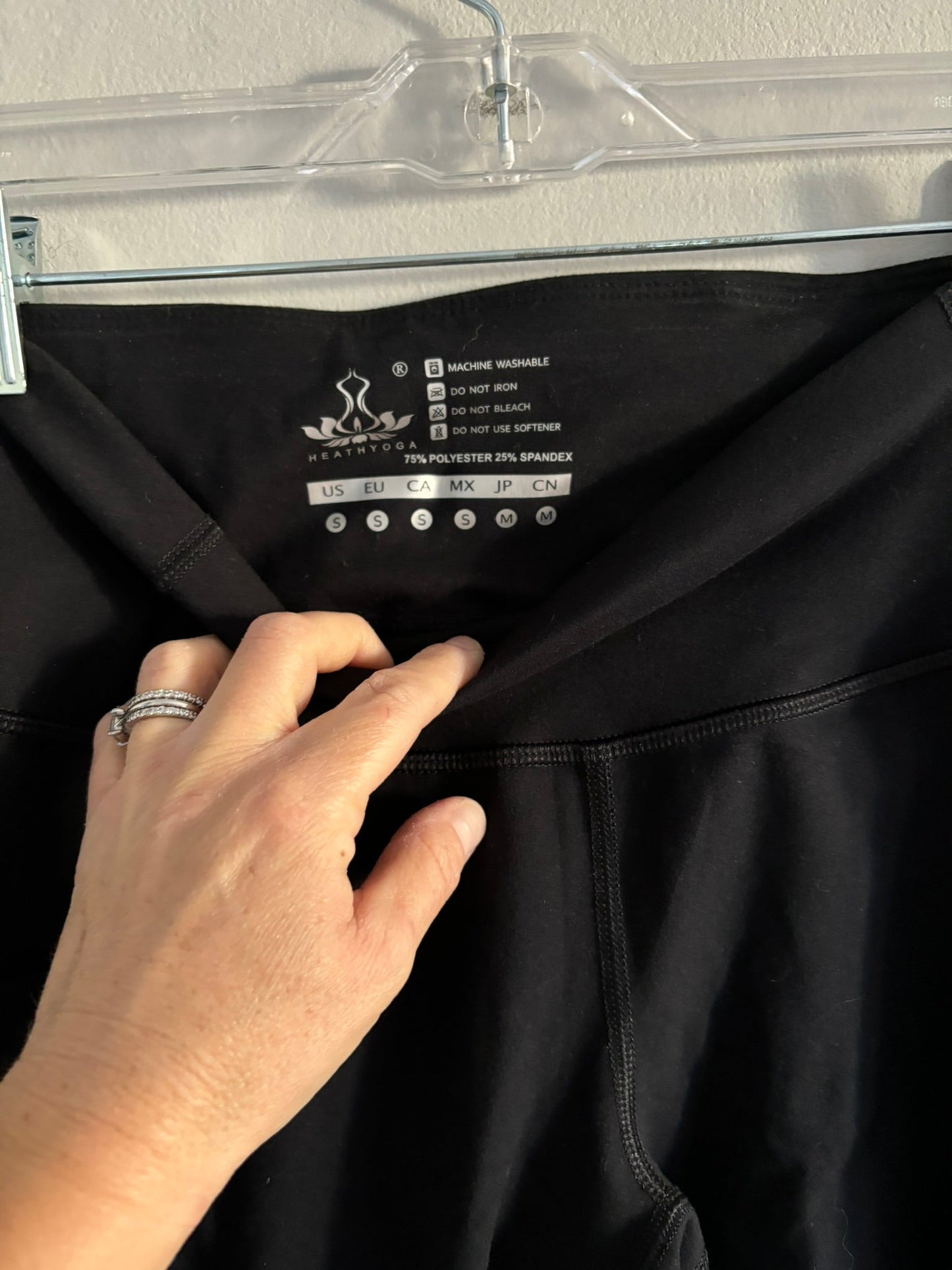 #101*REDUCED* NWT Heathyoga High Waisted Yoga Pants with Pockets Women Size Small