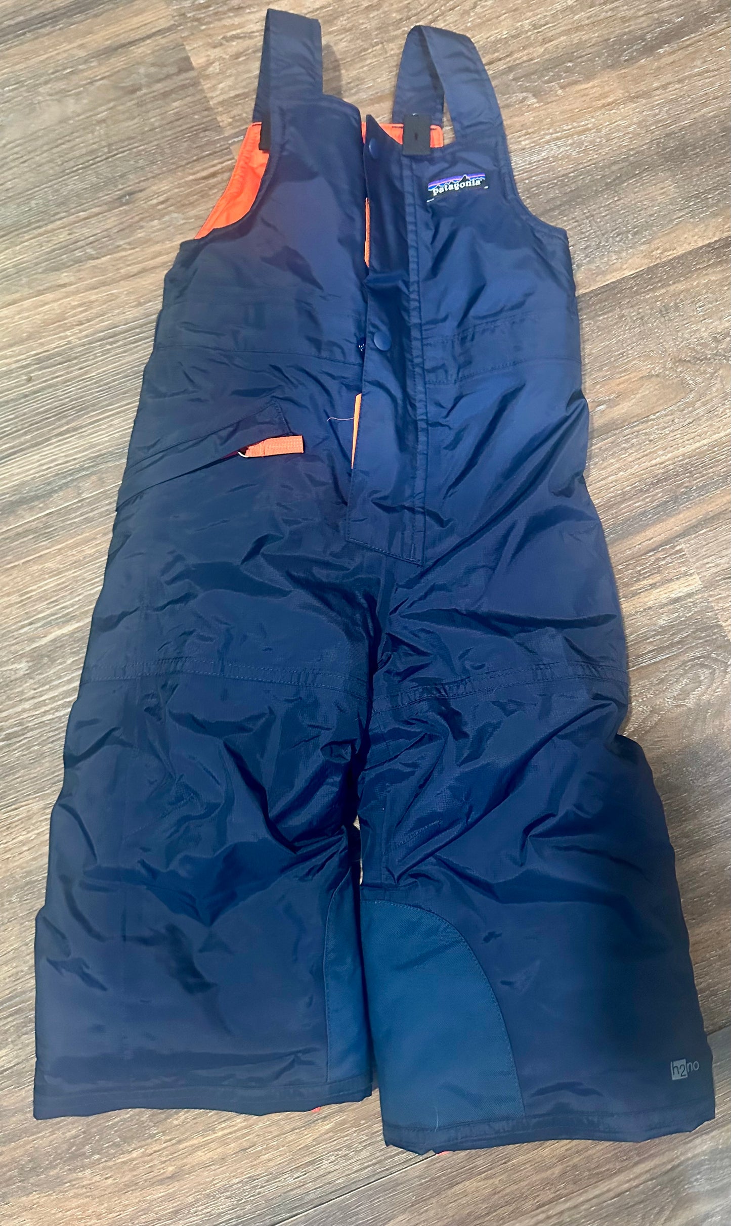 #24 2T Patagonia snow bibs