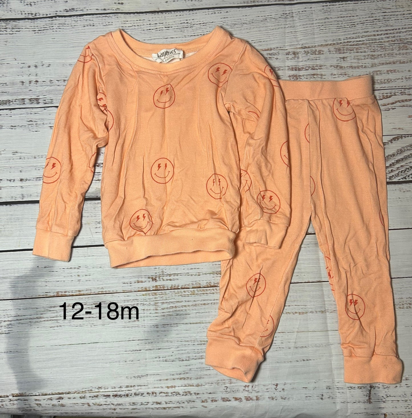 seller #62 12-18 months 2 piece smile outfit