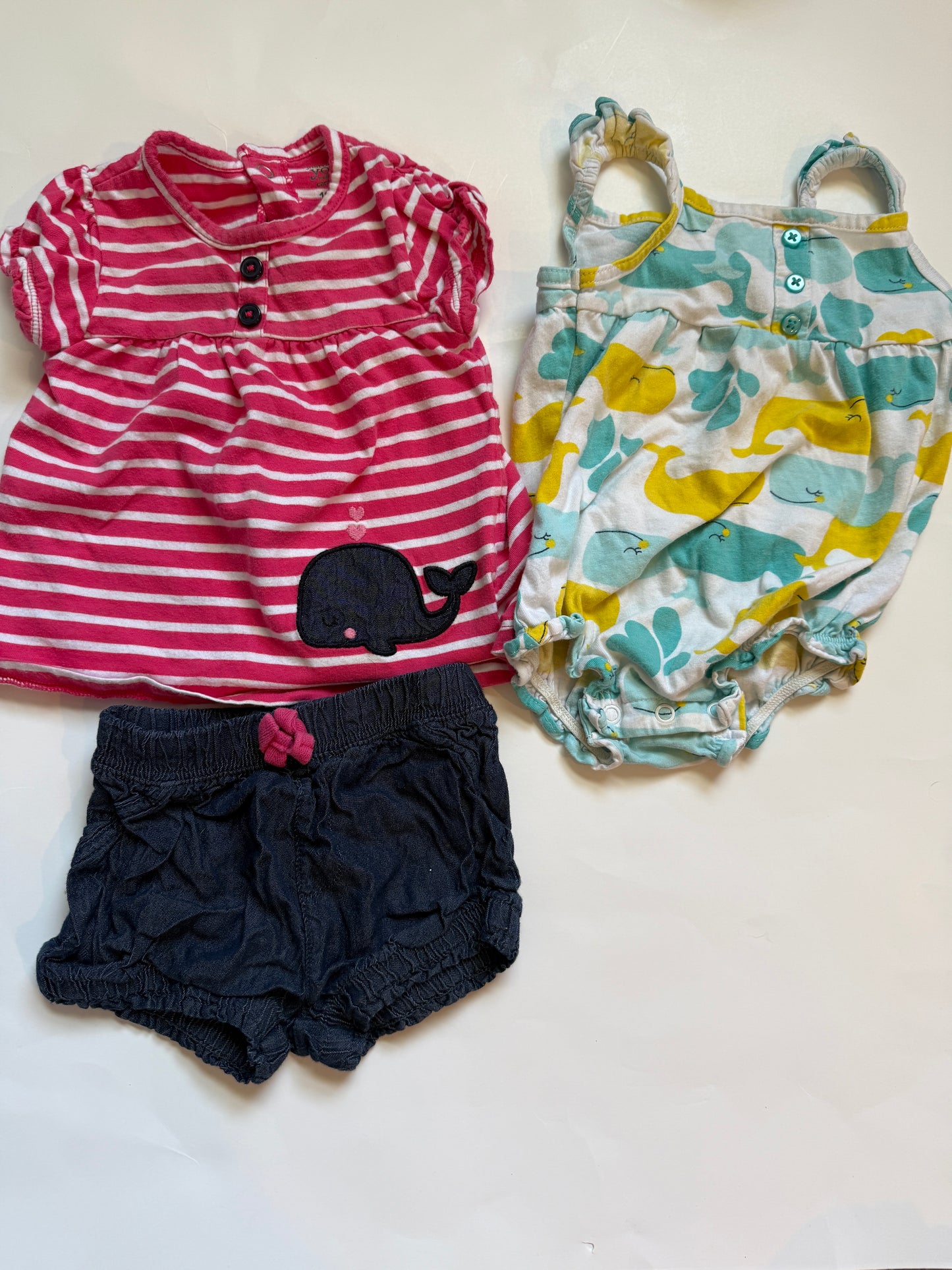 #116 Carters whale bundle (shirt with matching shorts and romper) girls size 12 months