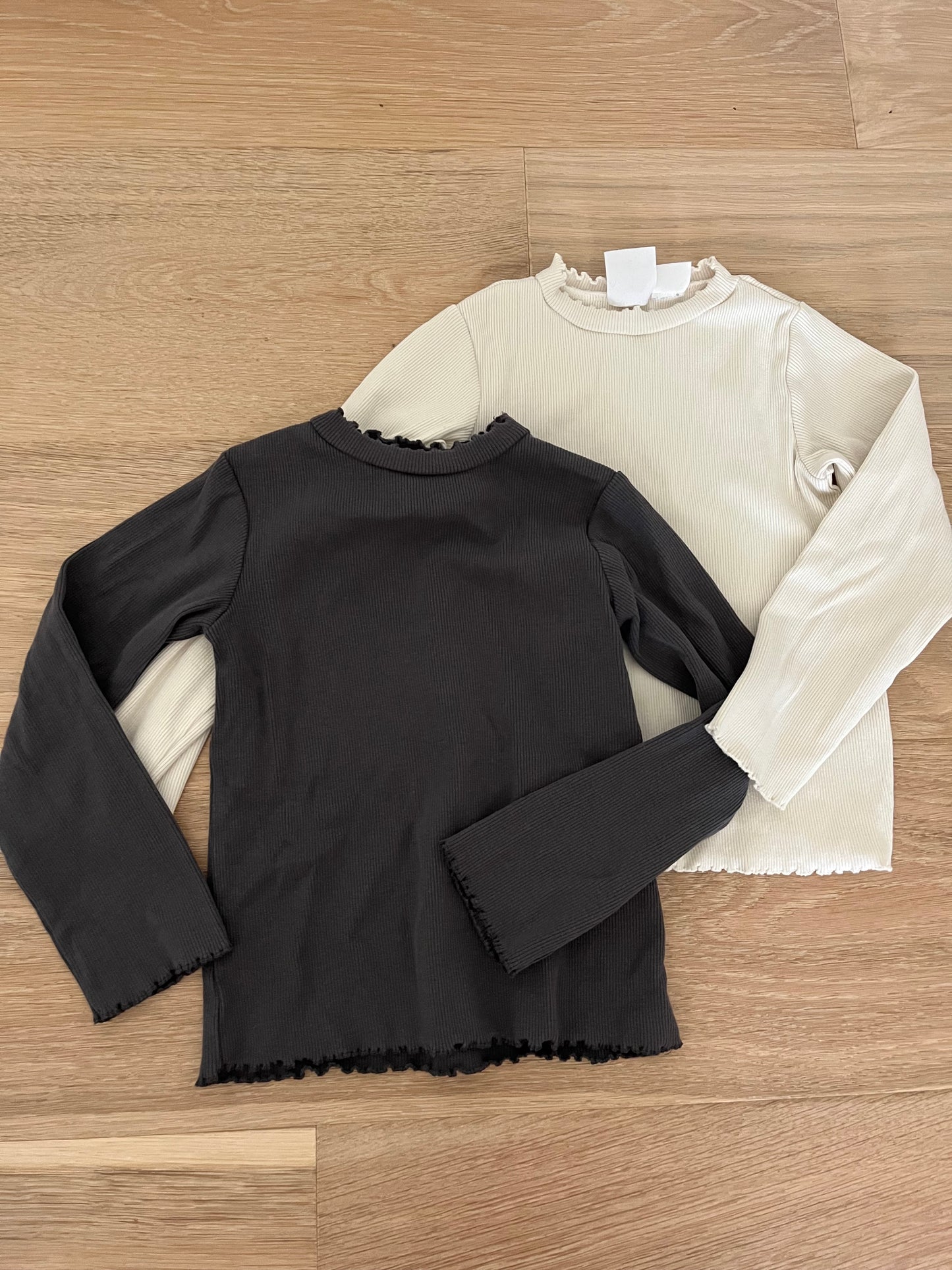 #110 Zara Girls 4/5T Long Sleeve Shirt set
