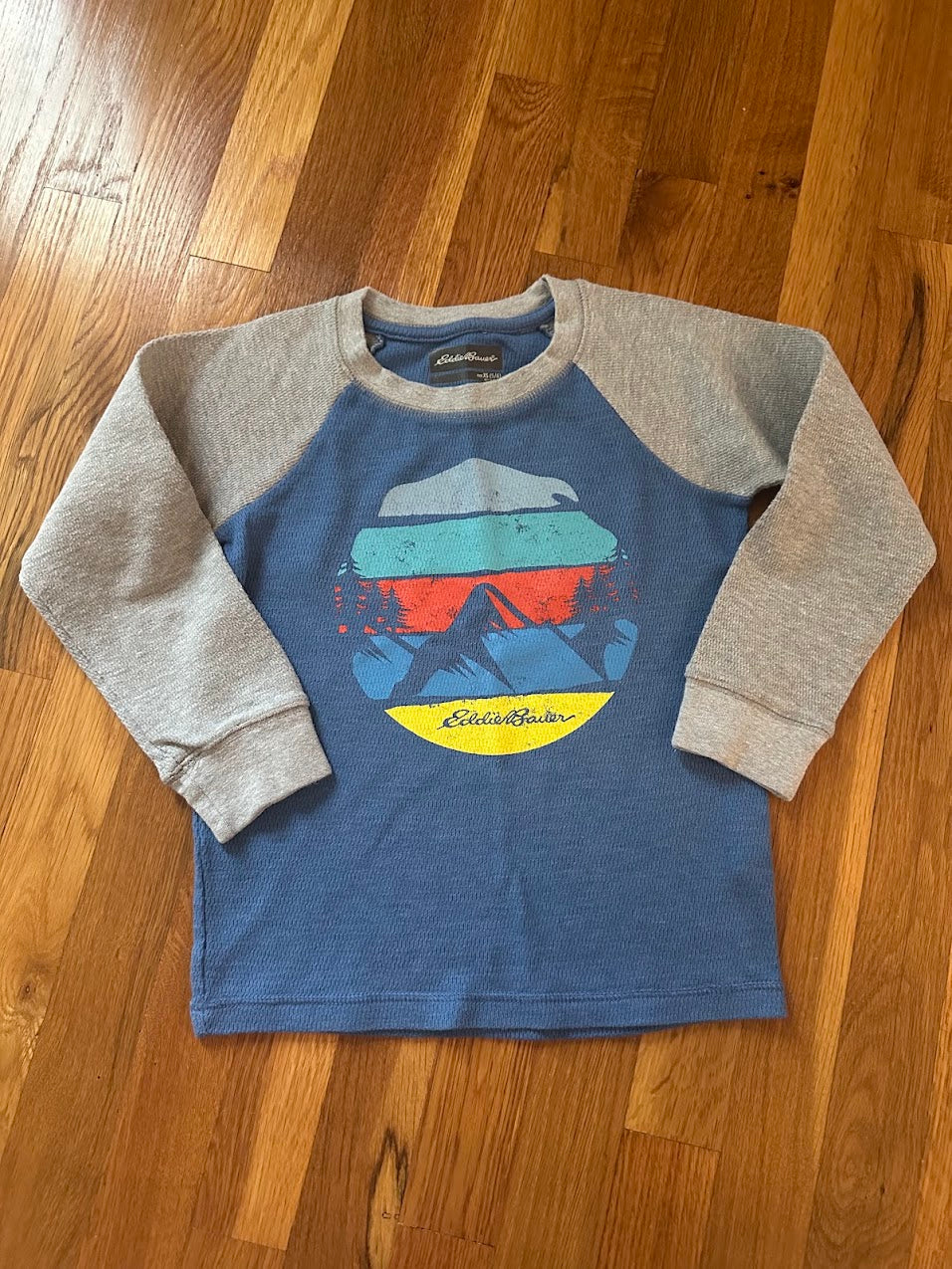 Seller #101 Eddie Bauer boys size XS 5-6 thermal long sleeve