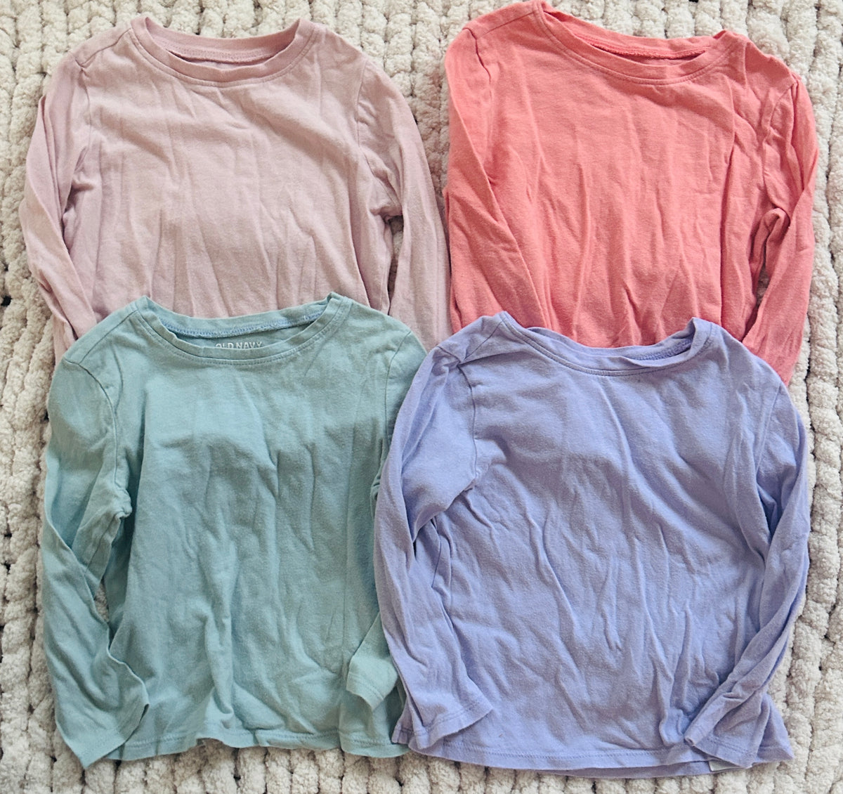 #15 Old Navy 3t Basic Bundle of Long Sleeve Shirts (4)