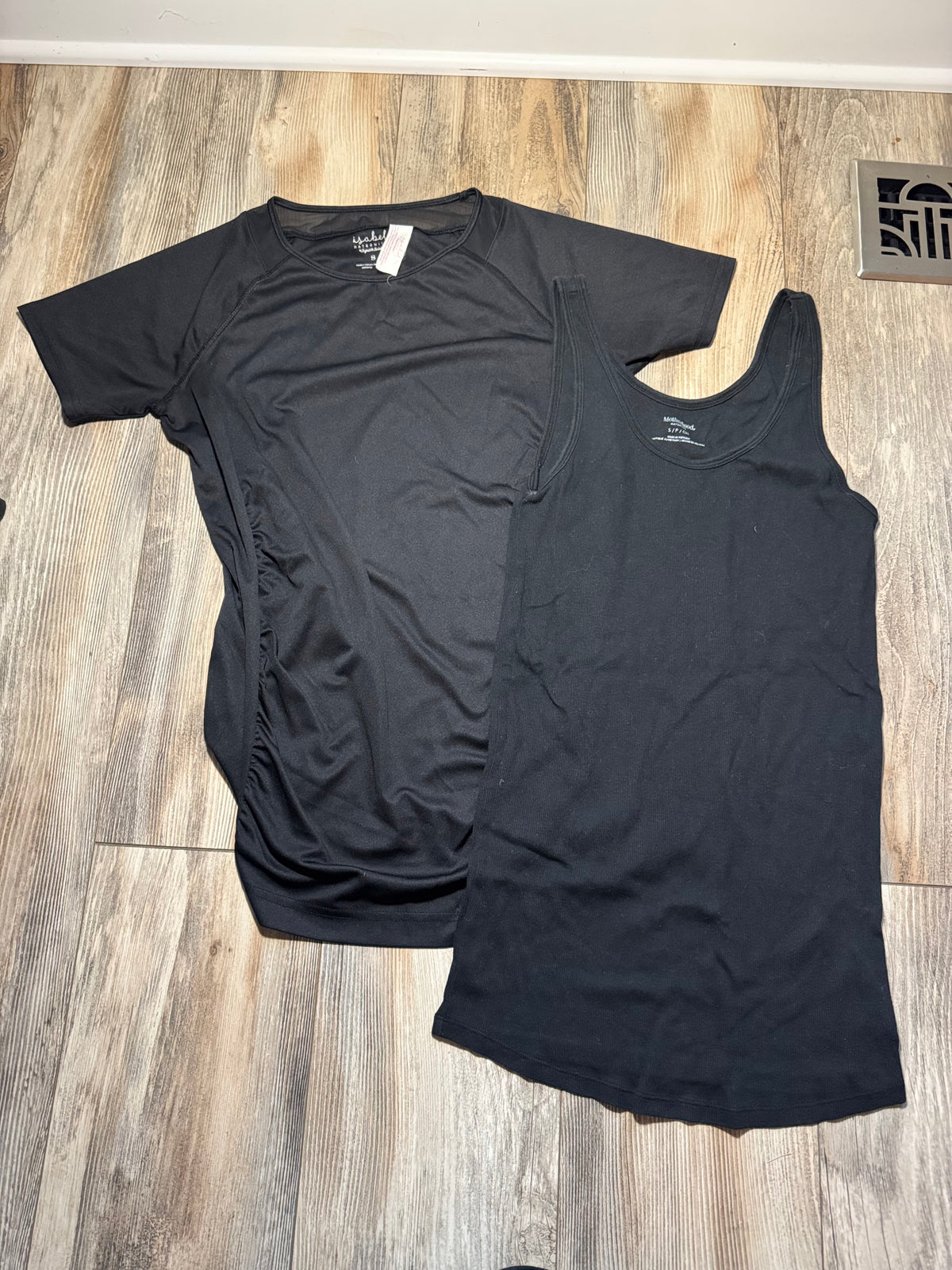 Seller #84 | 2 Maternity Tops - Size Small