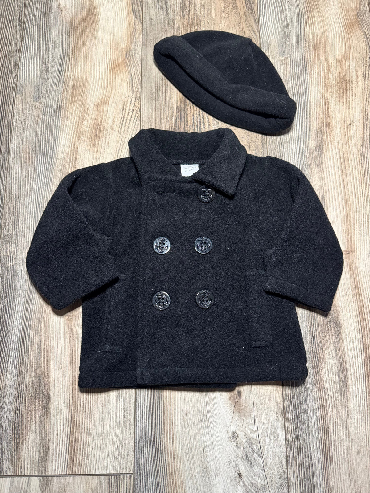 Seller #84 | EUC 9M Infant Peacoat + Hat