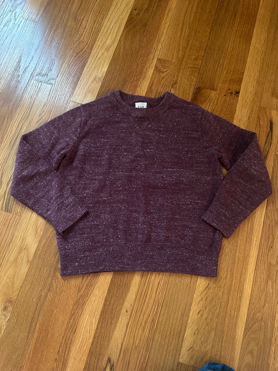 Seller #101 Gap Kids boys size Small maroon sweater