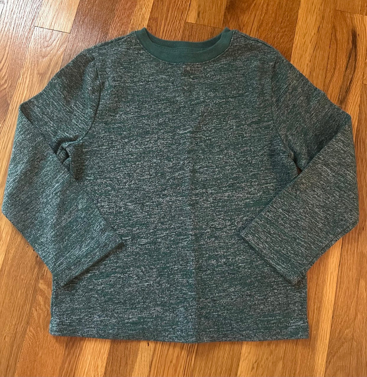 Seller #101 Cat & Jack XS 4-5 green long sleeve