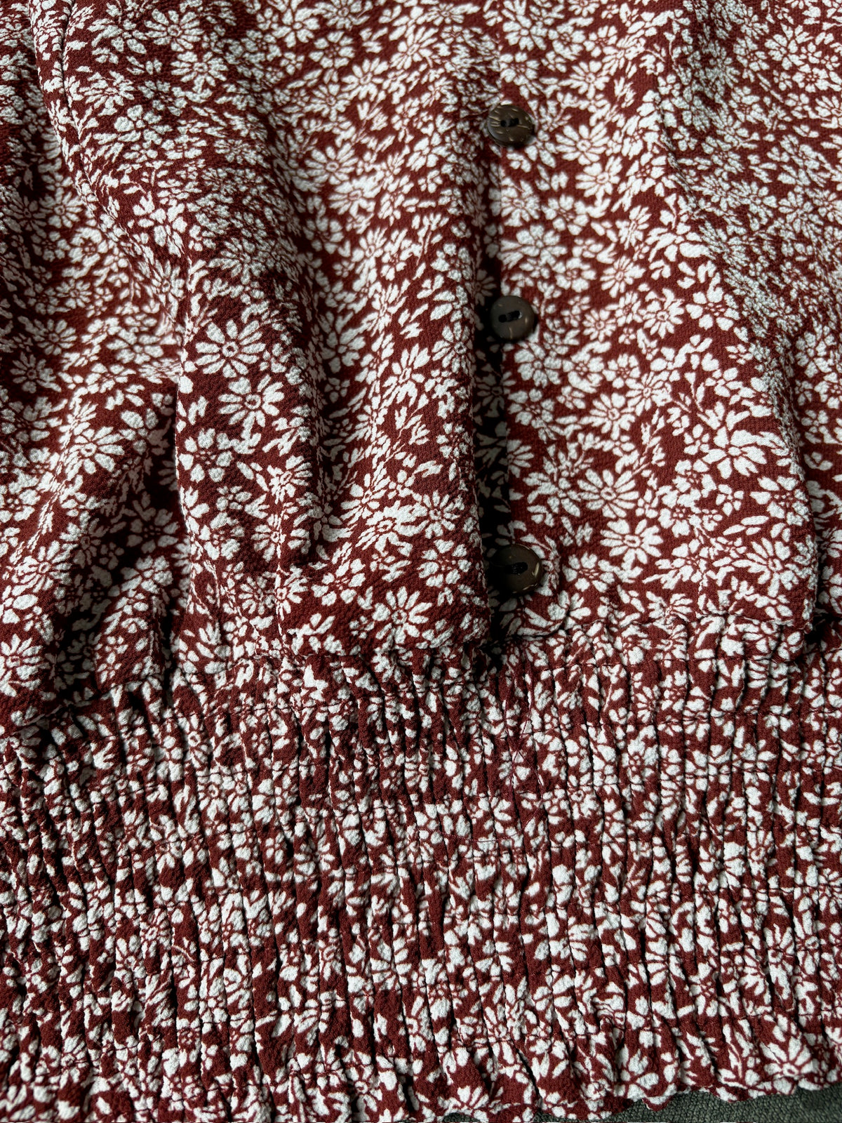 Seller #105 - Women's Medium Monteau Rust Floral Cropped Top VGUC