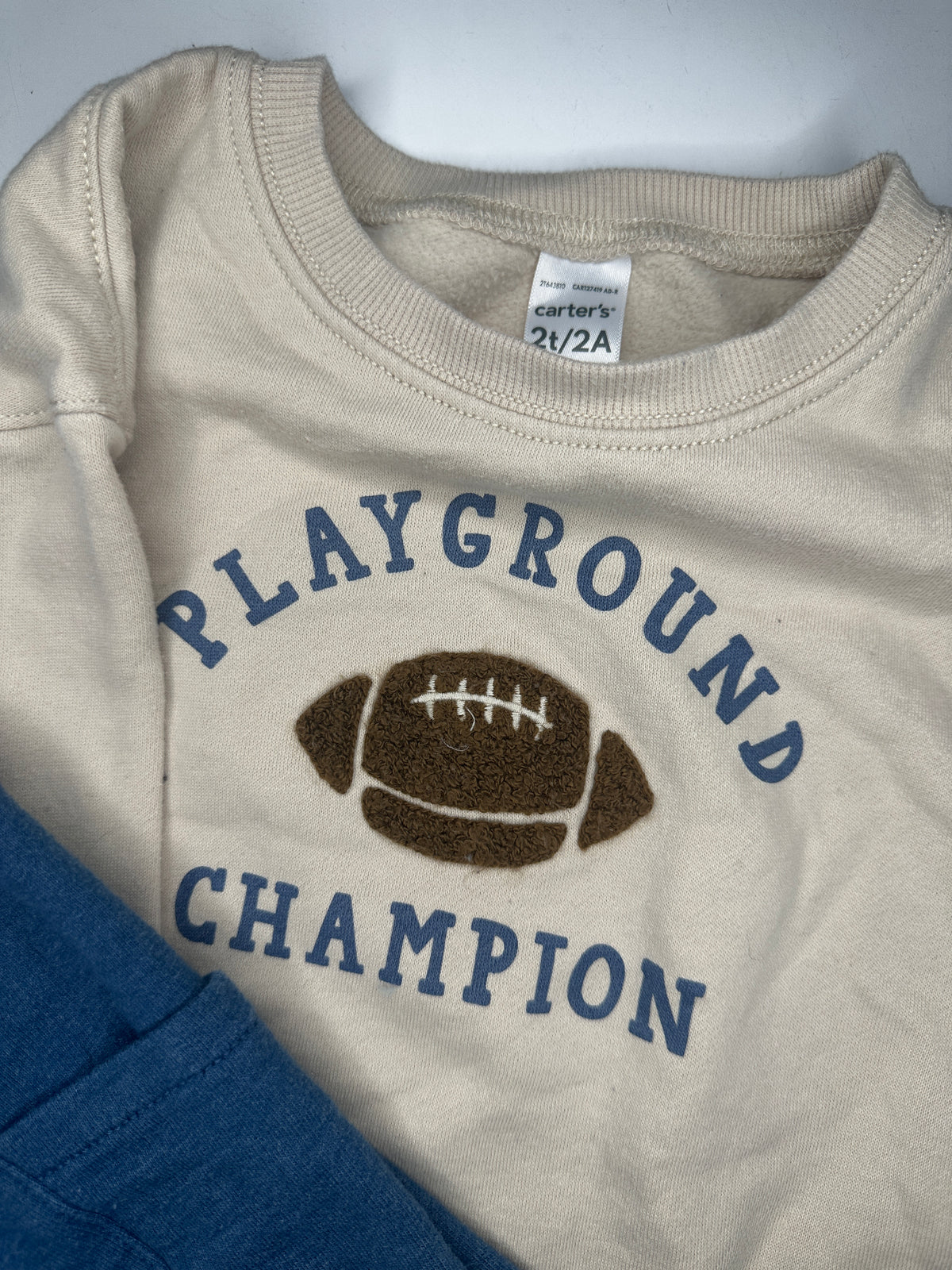 Seller #40 Carter's crewneck and joggers set size 2T