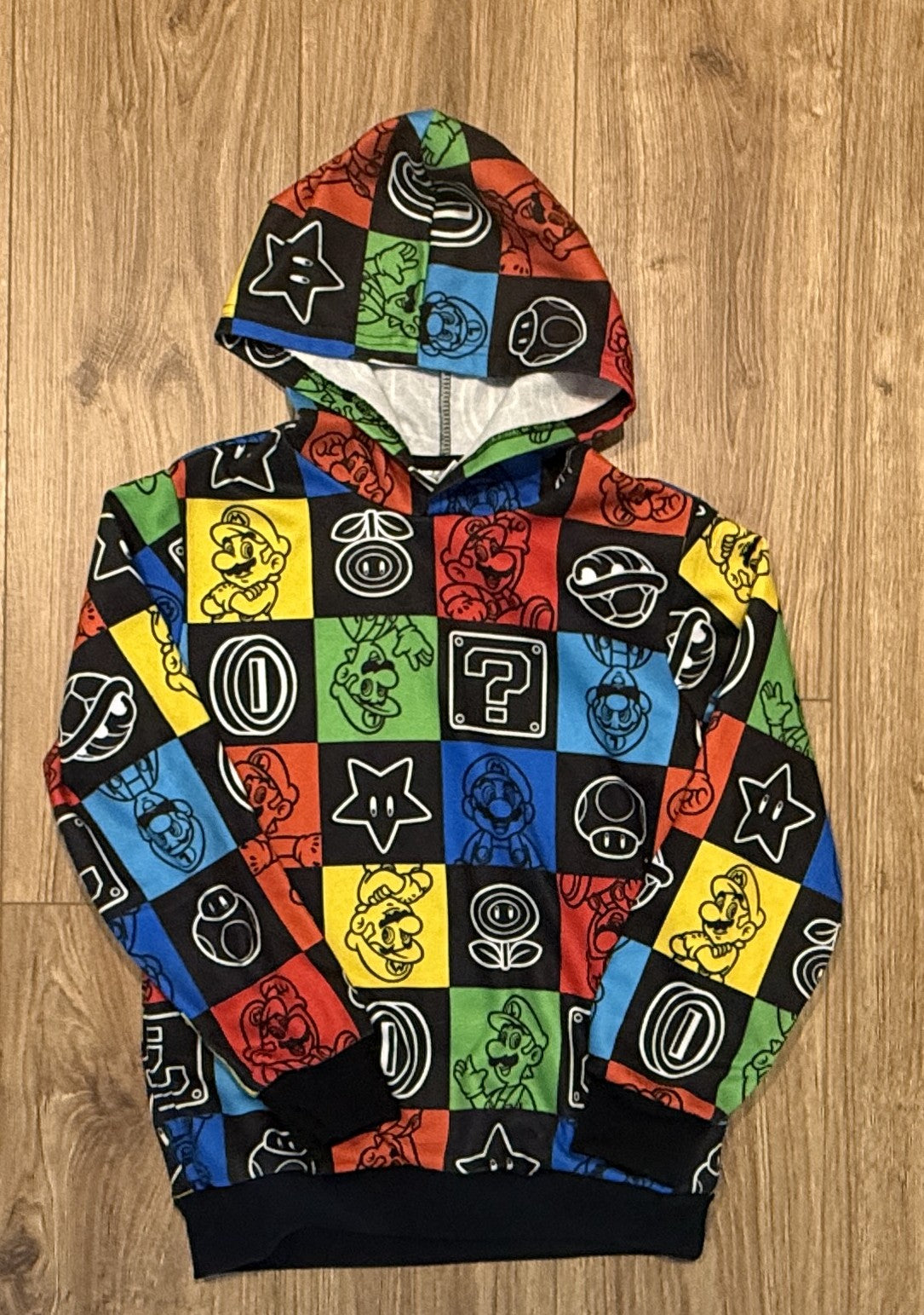 Seller #100 Boys Size 10/12 Super Mario Hooded Sweatshirt