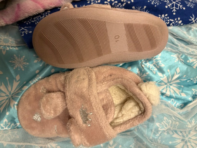 #36 Girls Pajama Bundle 4/5 with Slippers