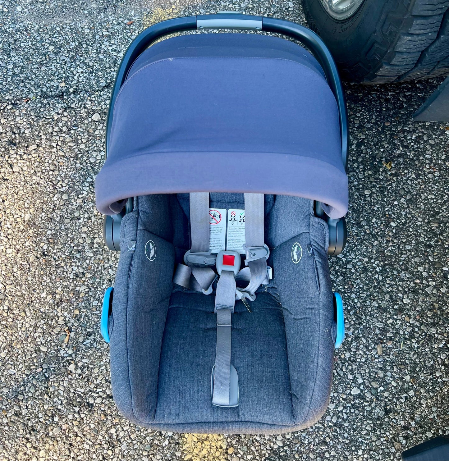 #24 uppababy Mesa car seat exp 2028 with two bases REDUCED