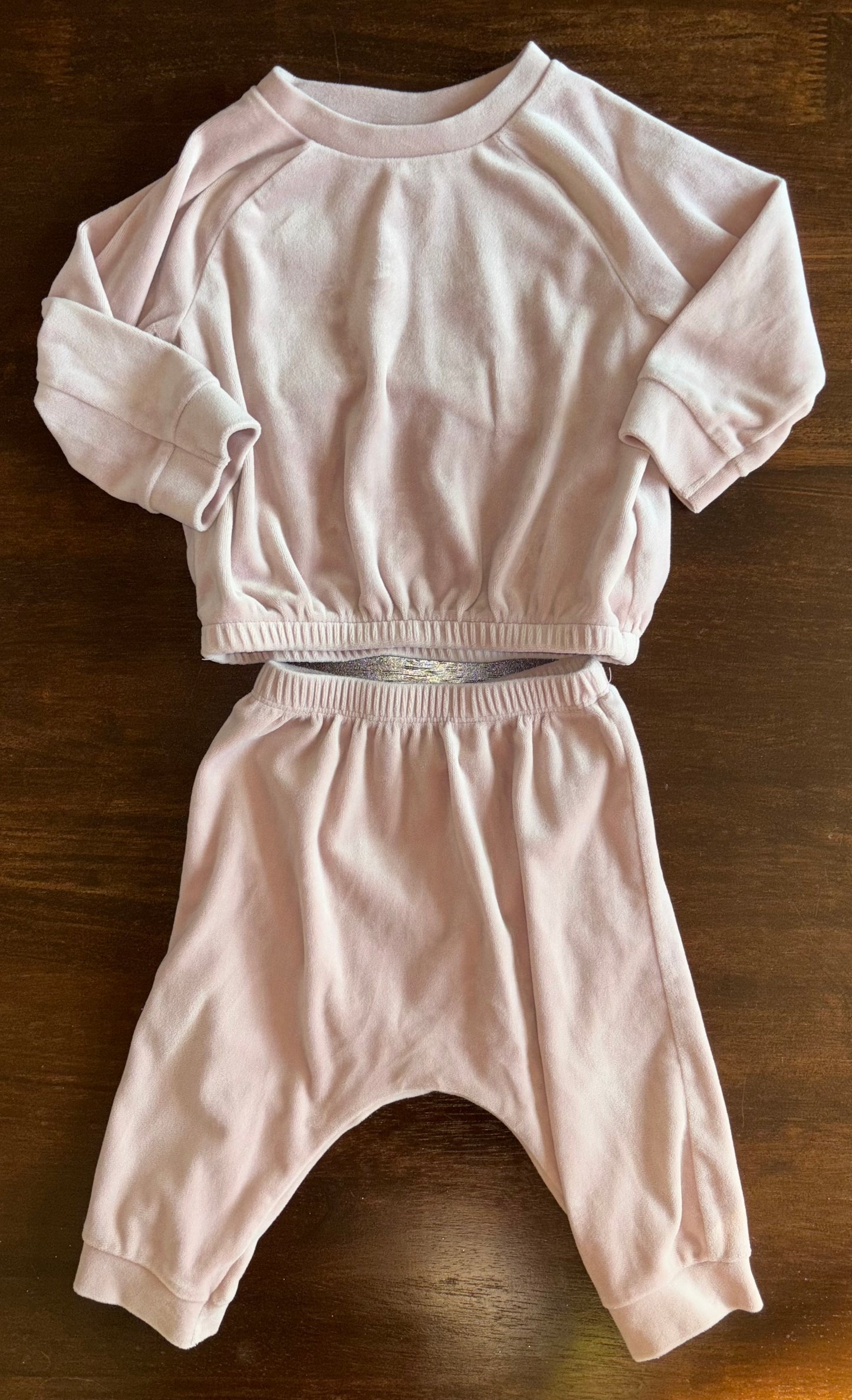 #70 old navy pink velour track suit 6-12months