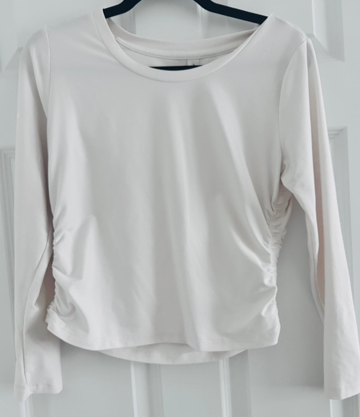 #15 All In Motion Medium Ribbed, Ruched Athletic LS Shirt (Women’s)
