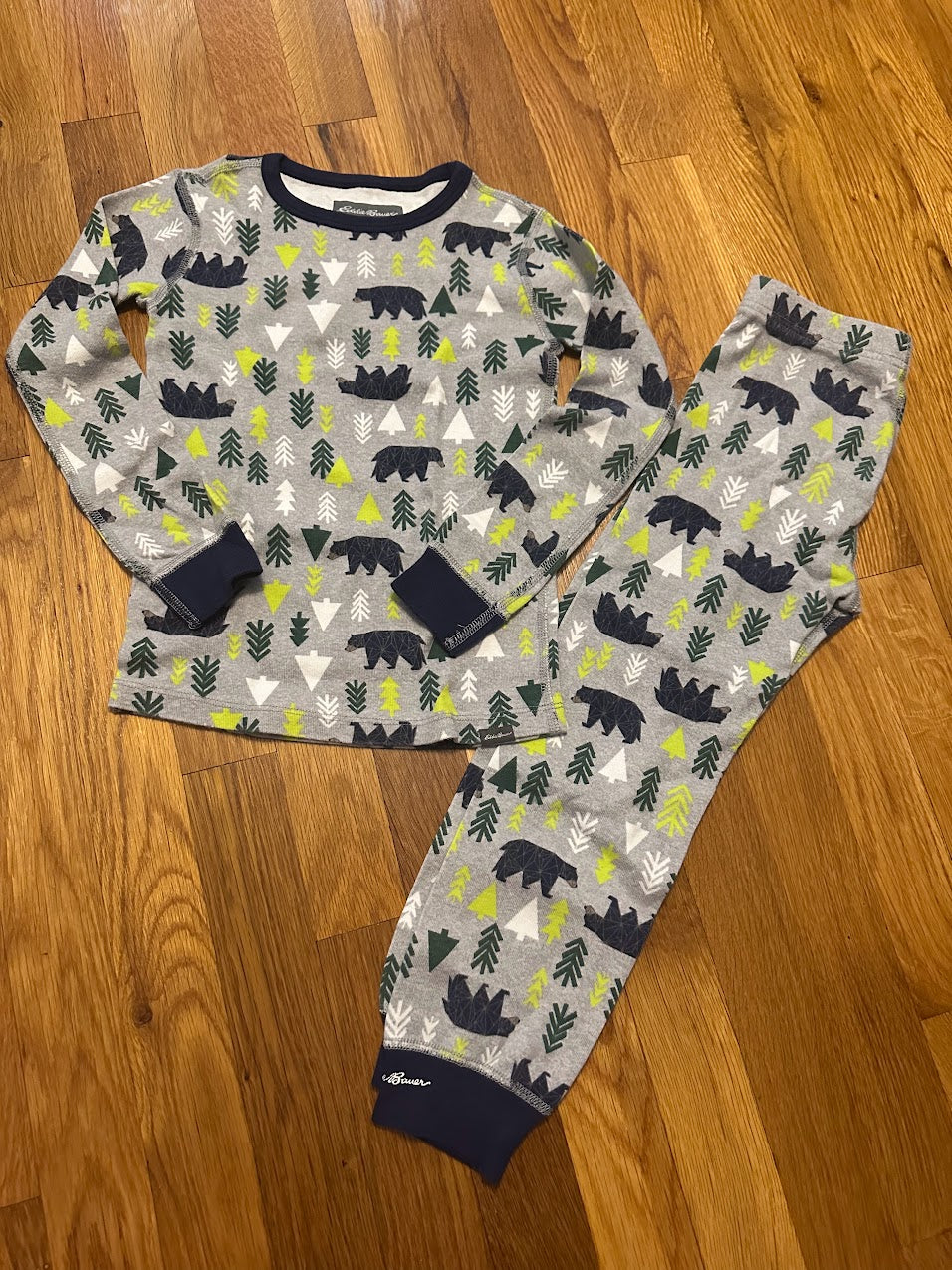 Seller #101 Eddie Bauer boys size 6 pajamas
