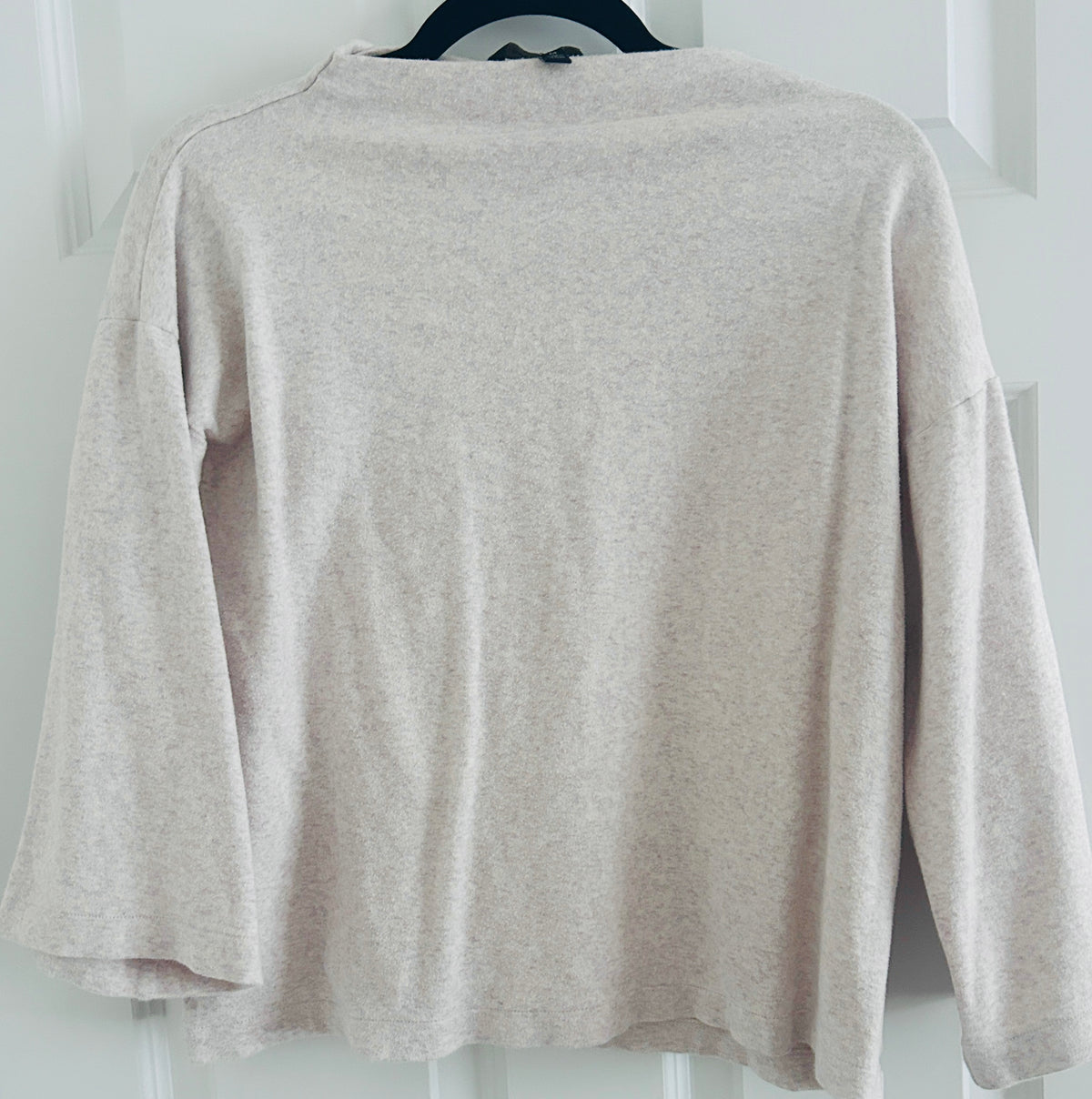 #15 Banana Republic Medium Oatmeal, Soft, Wide-Sleeve Sweater
