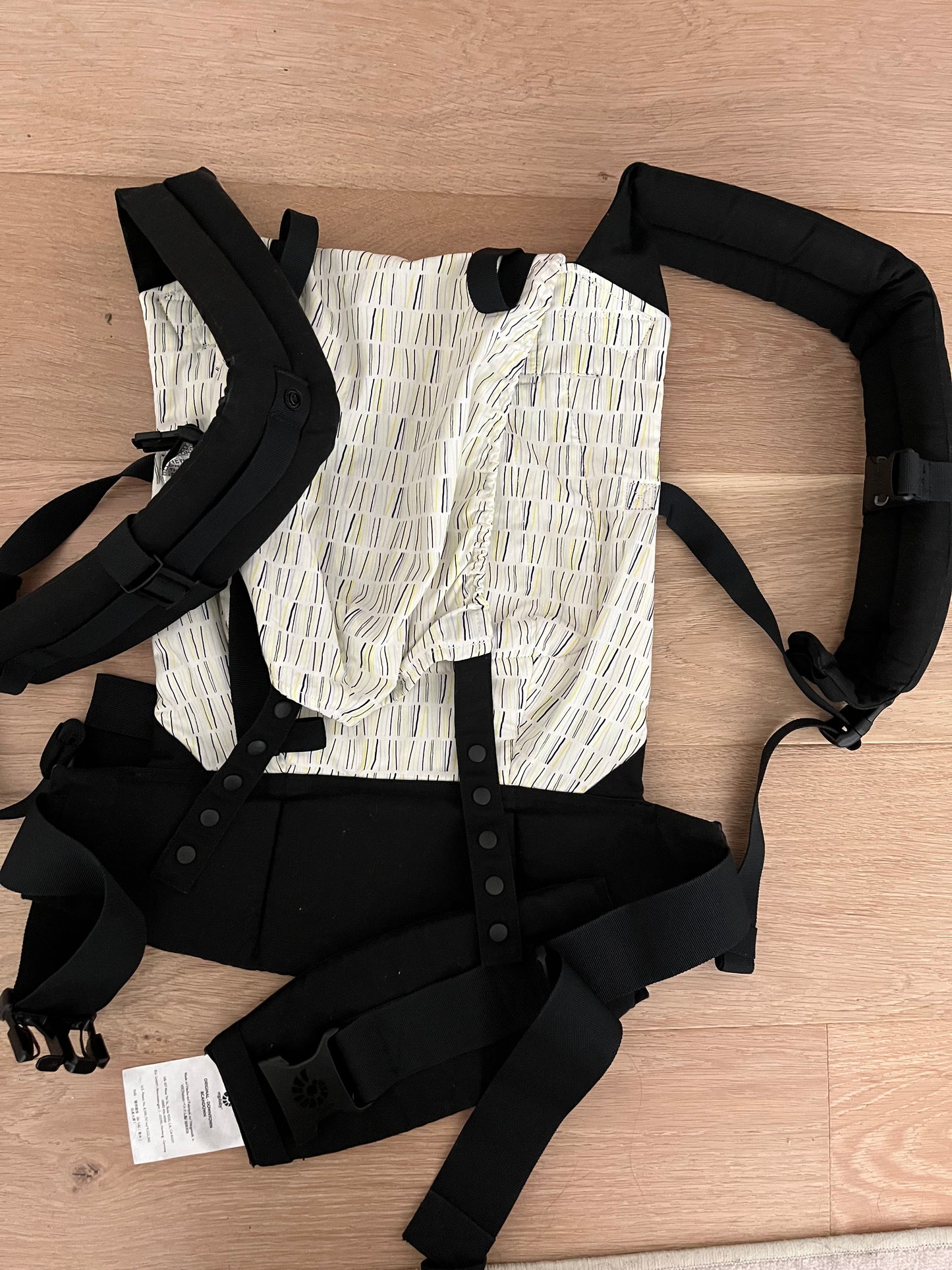 #110 Ergobaby 3 Position Black Baby Carrier