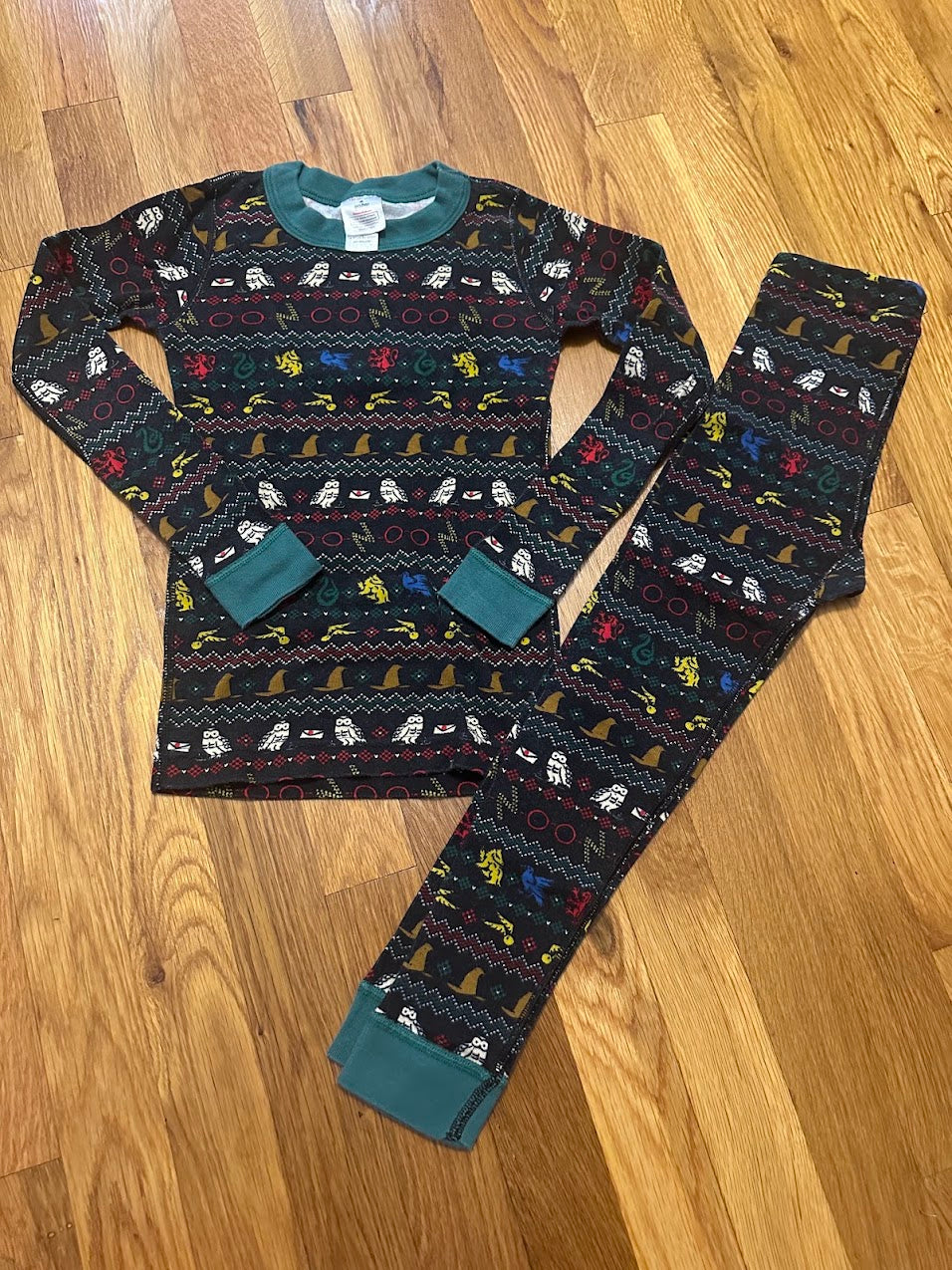 Seller #101 Hanna Andersson Harry Potter pajamas size 6-7