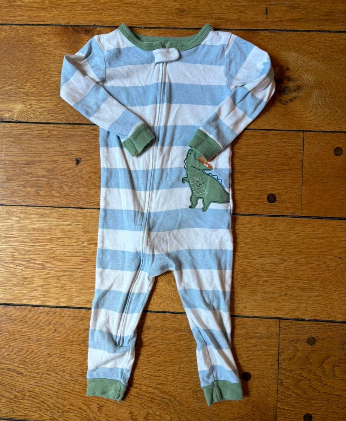 #22 Carter’s 2t boy dino striped pajamas