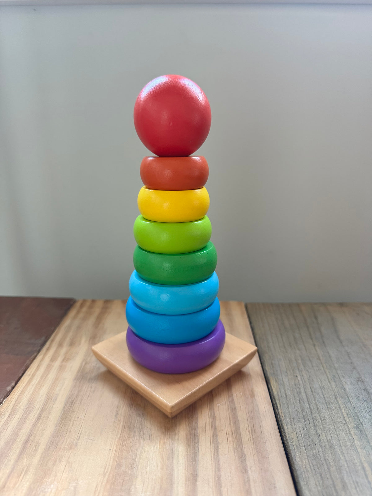 Seller #84 | EUC Melissa & Doug Rainbow Stacker