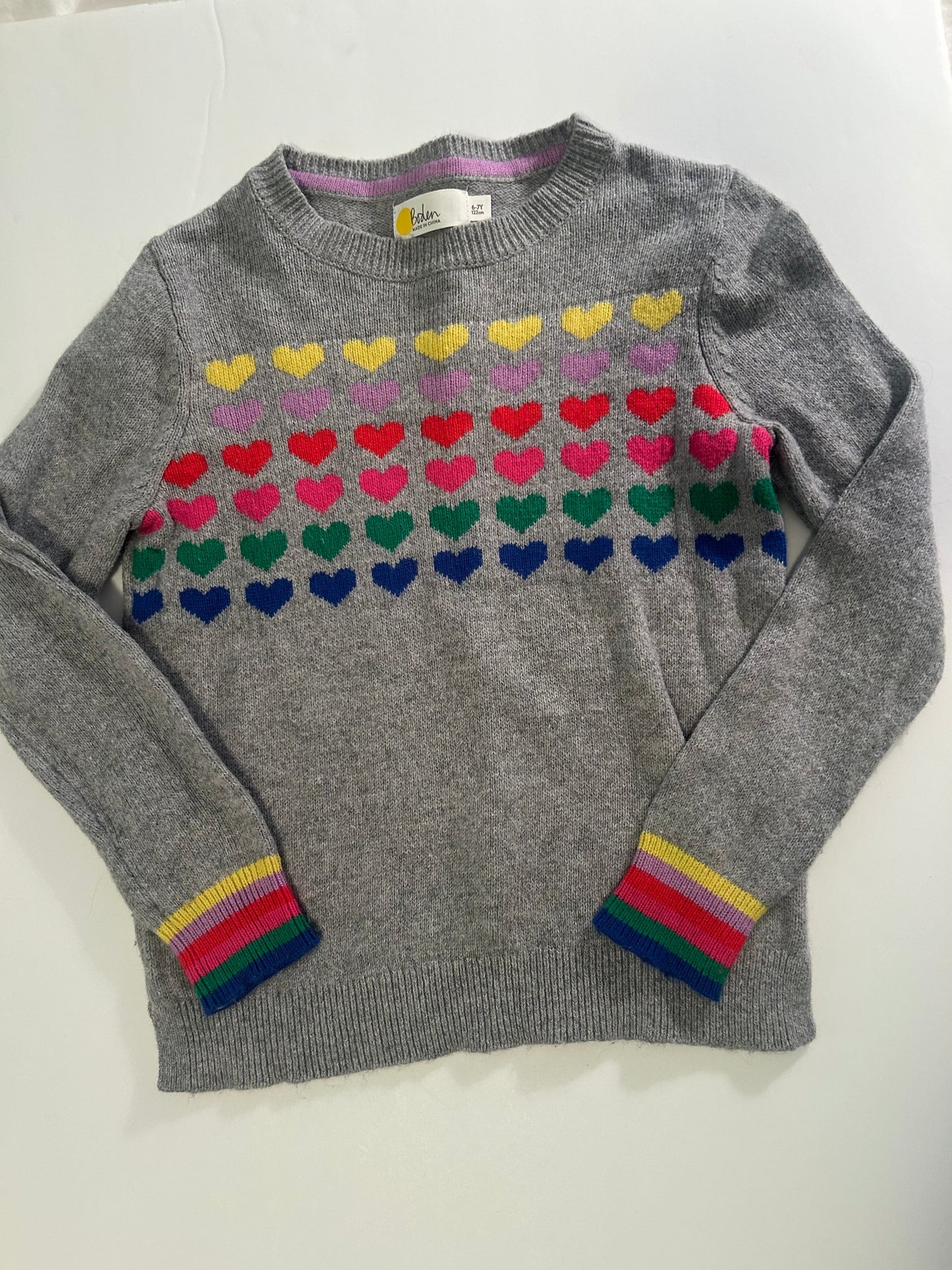 REDUCED Seller #145 Mini Boden size 6-7 rainbow heart sweater