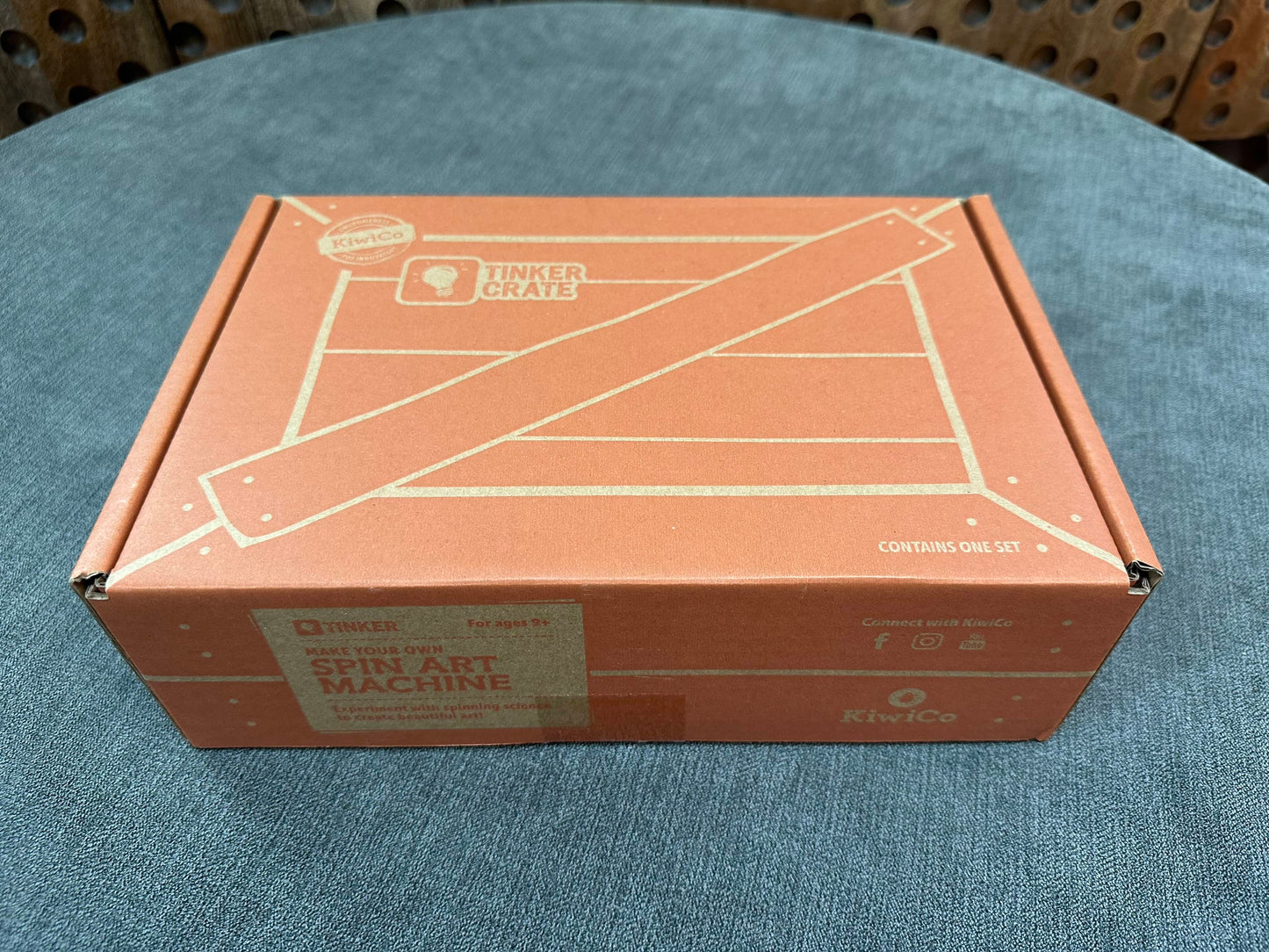 #163 Brand New KiwiCo Tinker Crate Spin Art Machine (1 of 2)