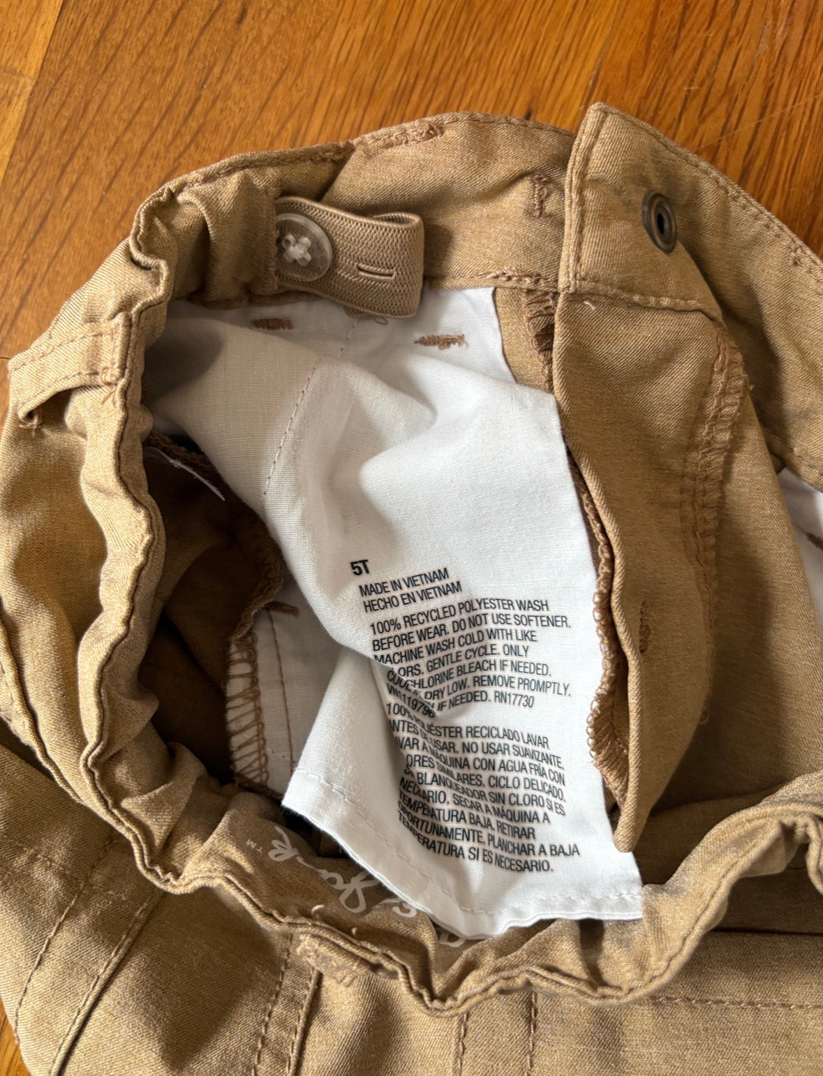 #116 Cat & Jack dri-fit khaki shorts 5t