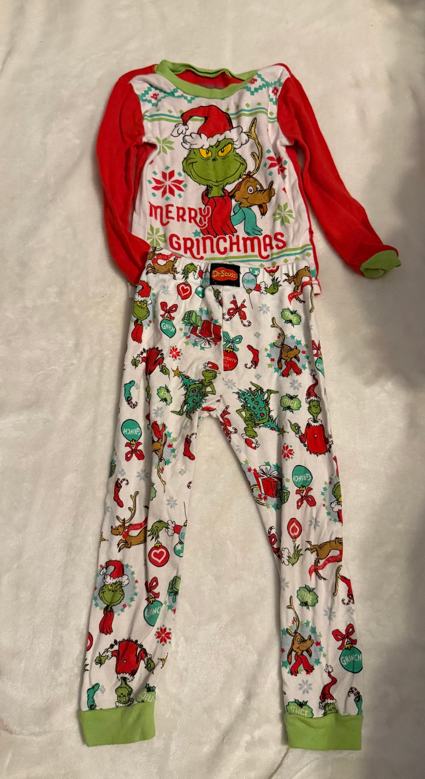 Seller #66 Grinch Pajamas 3T