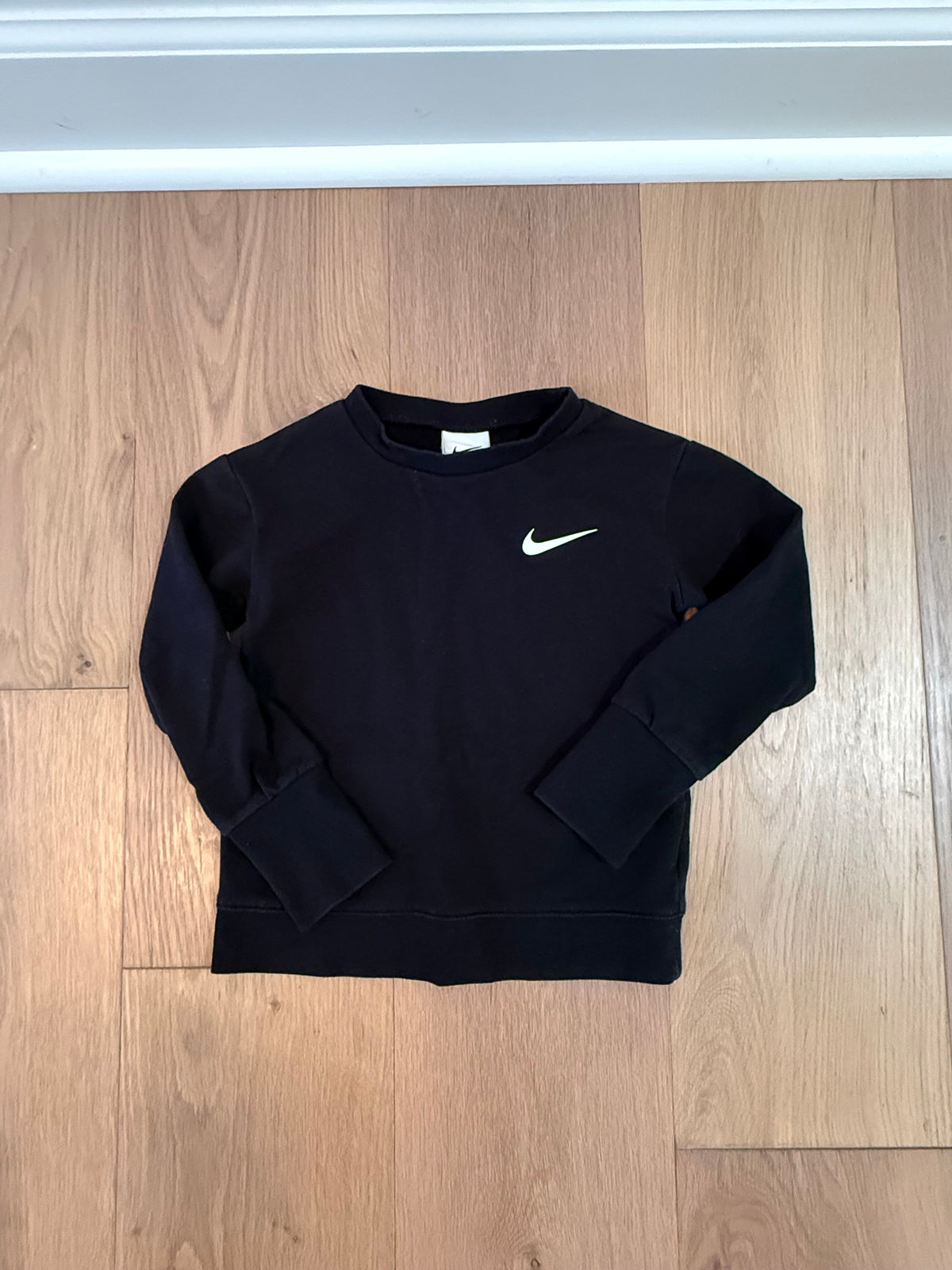 #21 • Girls • Nike • 2T • VGUC