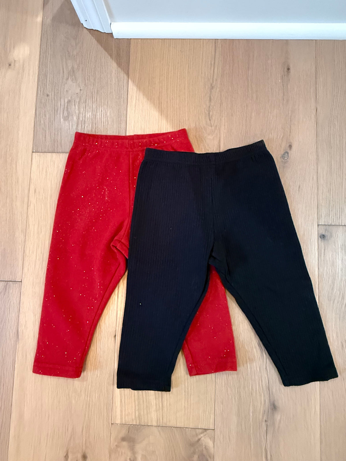 #21 • Girls • Carter's • 24 months • EUC