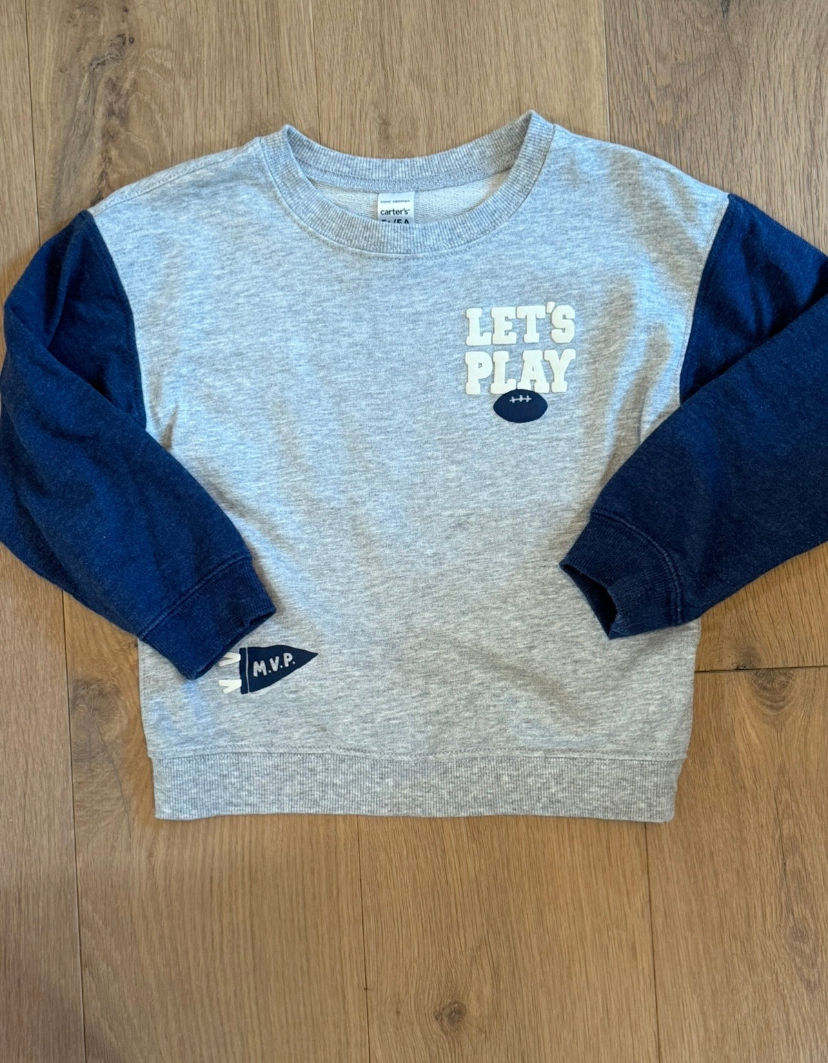 #21 • Boys • Carter's • 5T • EUC