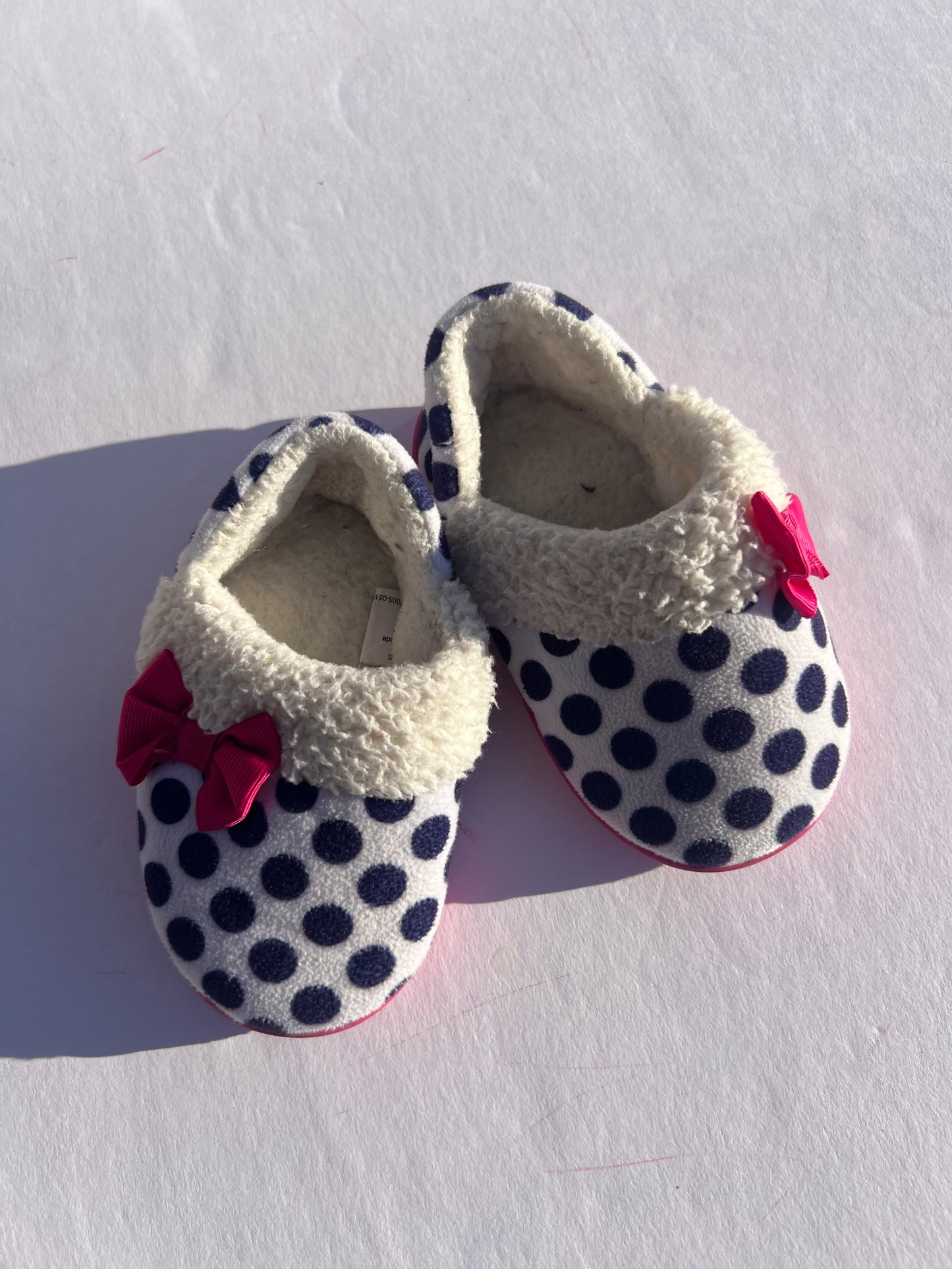 #78 girls 5-6 wonder nation slippers