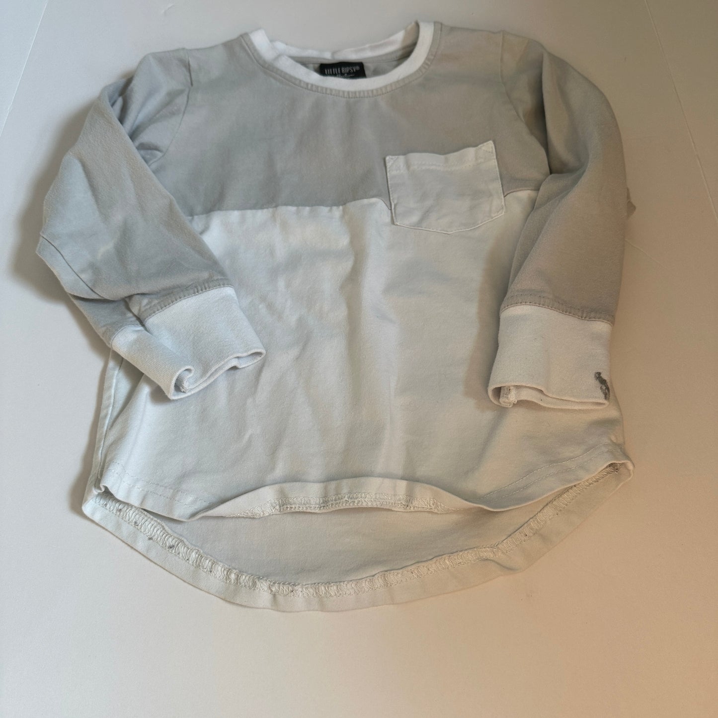 #162 Little Bipsy Gray & White top 3/4