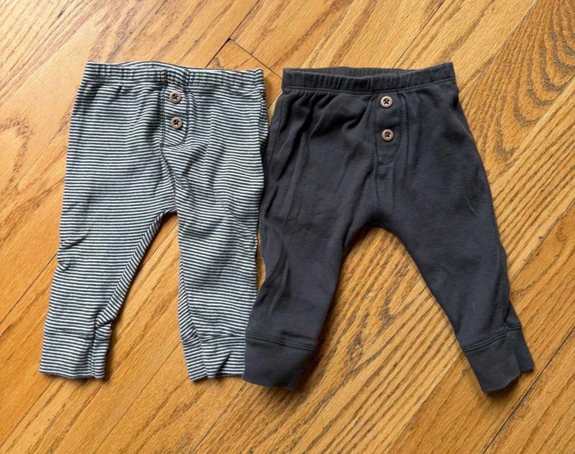 #22 Carter’s 6m boys lightweight pants