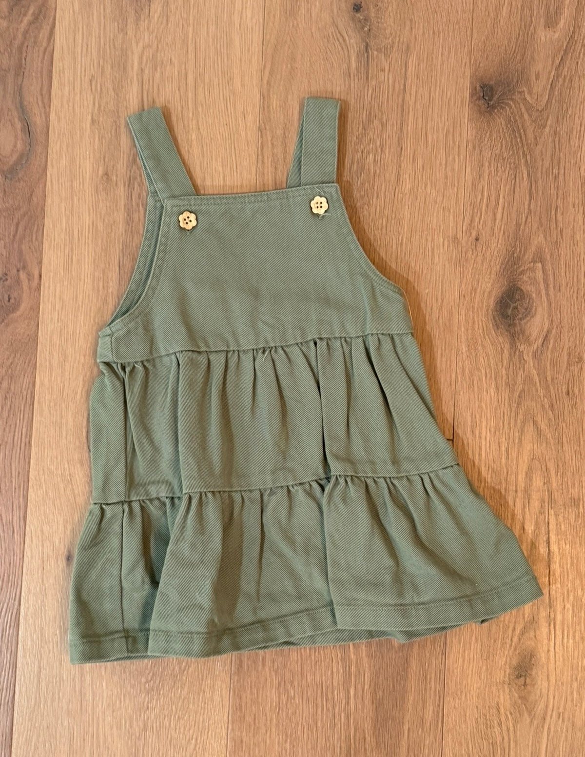 #21 • Girls • 2T • VGUC