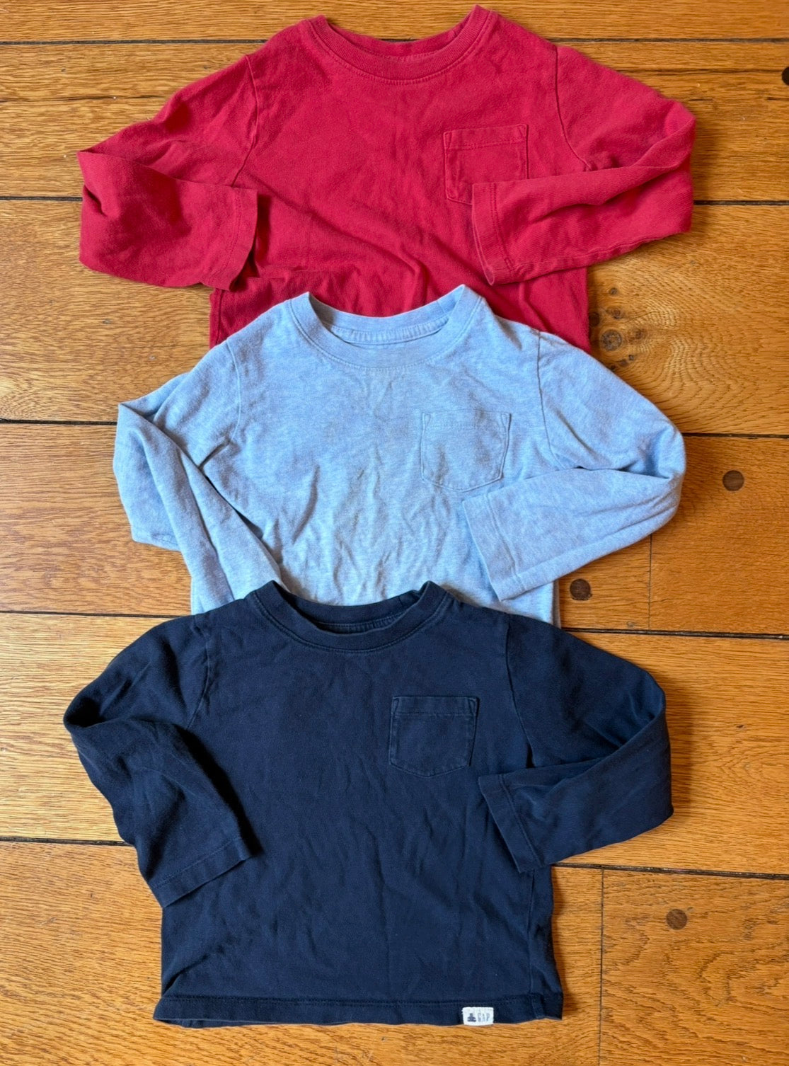 #22 Gap Playtime favorites boy shirts size 3t