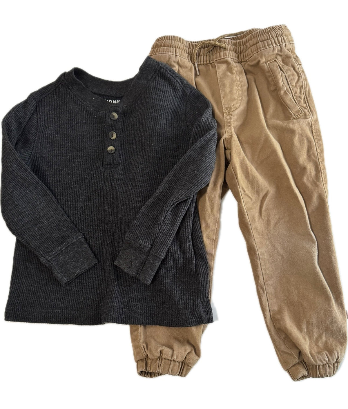 Seller #29 Old Navy 3T Shirt and Pant Outfit Bundle
