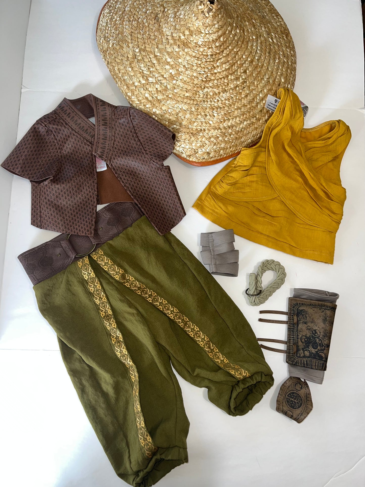 #78 Disney Raya Costume size 3